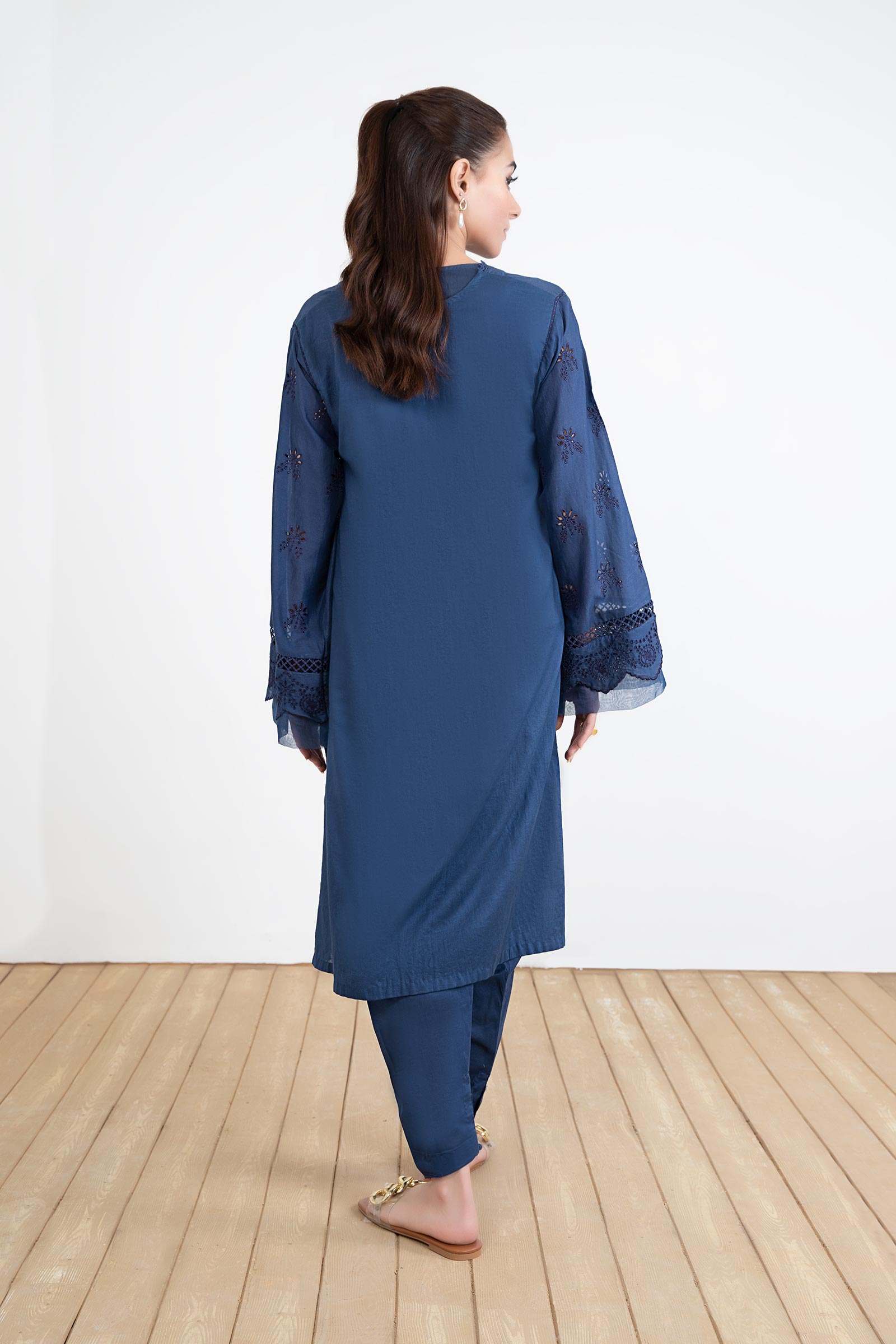 Embroidered Lawn Kurta