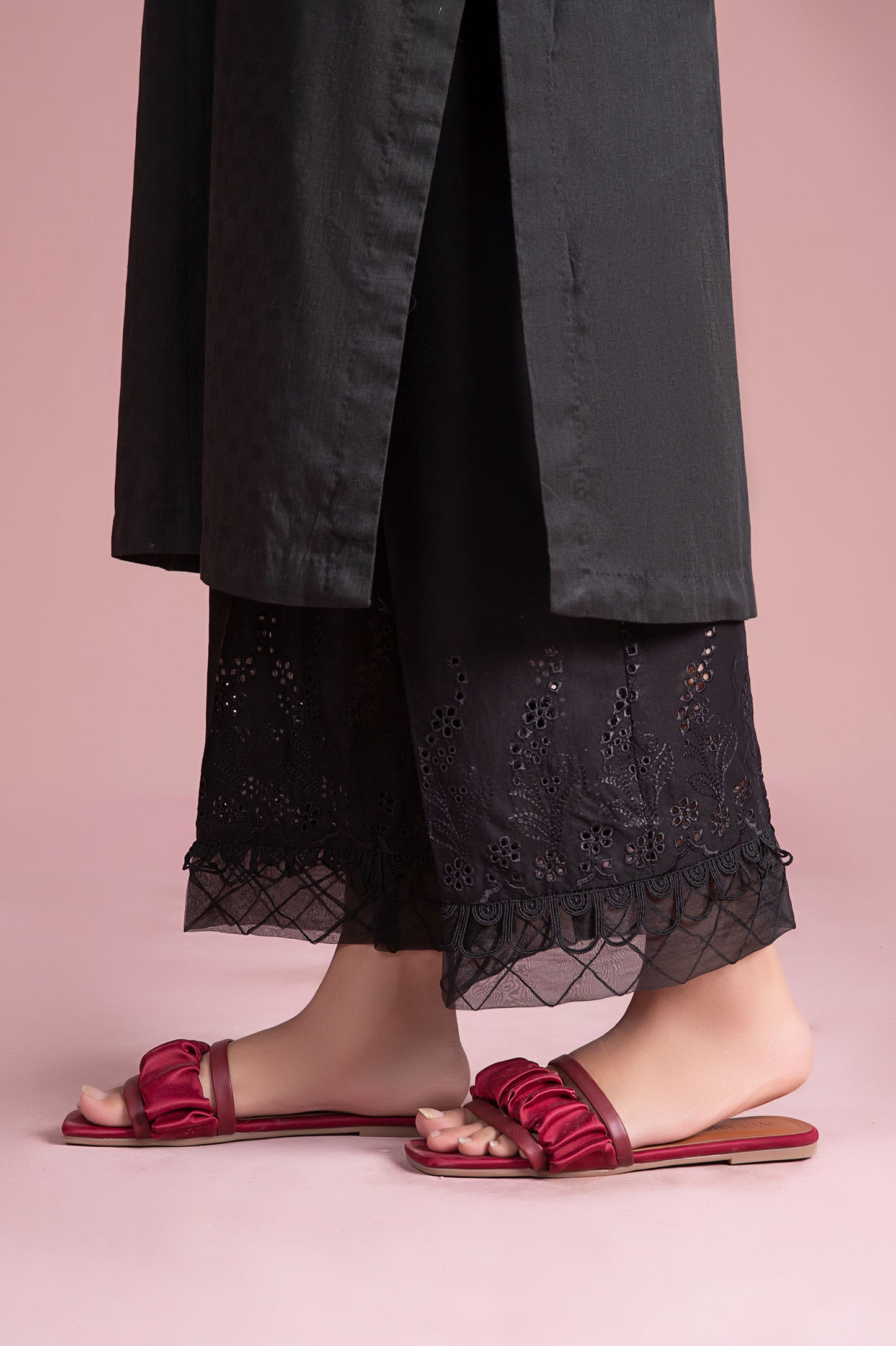 Cambric Cropped Trousers