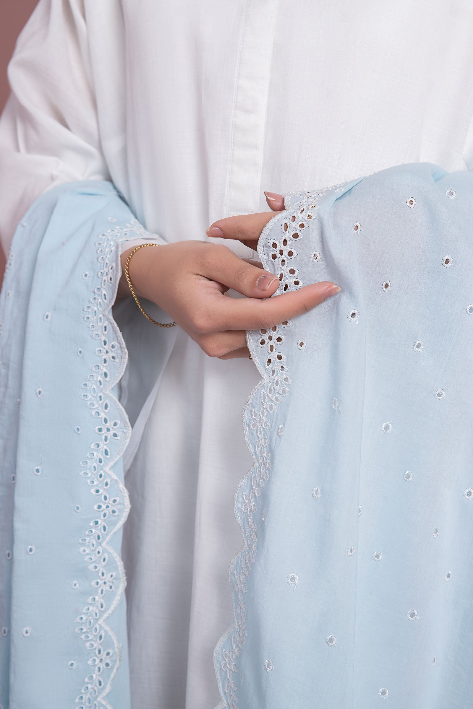 Embroidered Lawn Dupatta