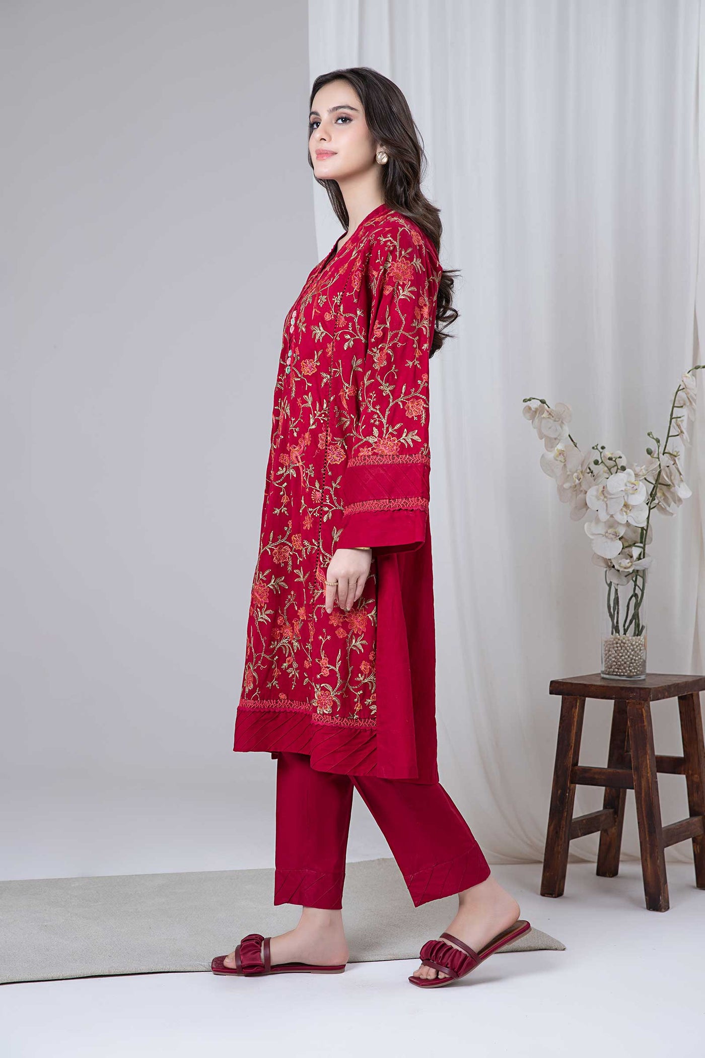Embroidered Lawn Kurta