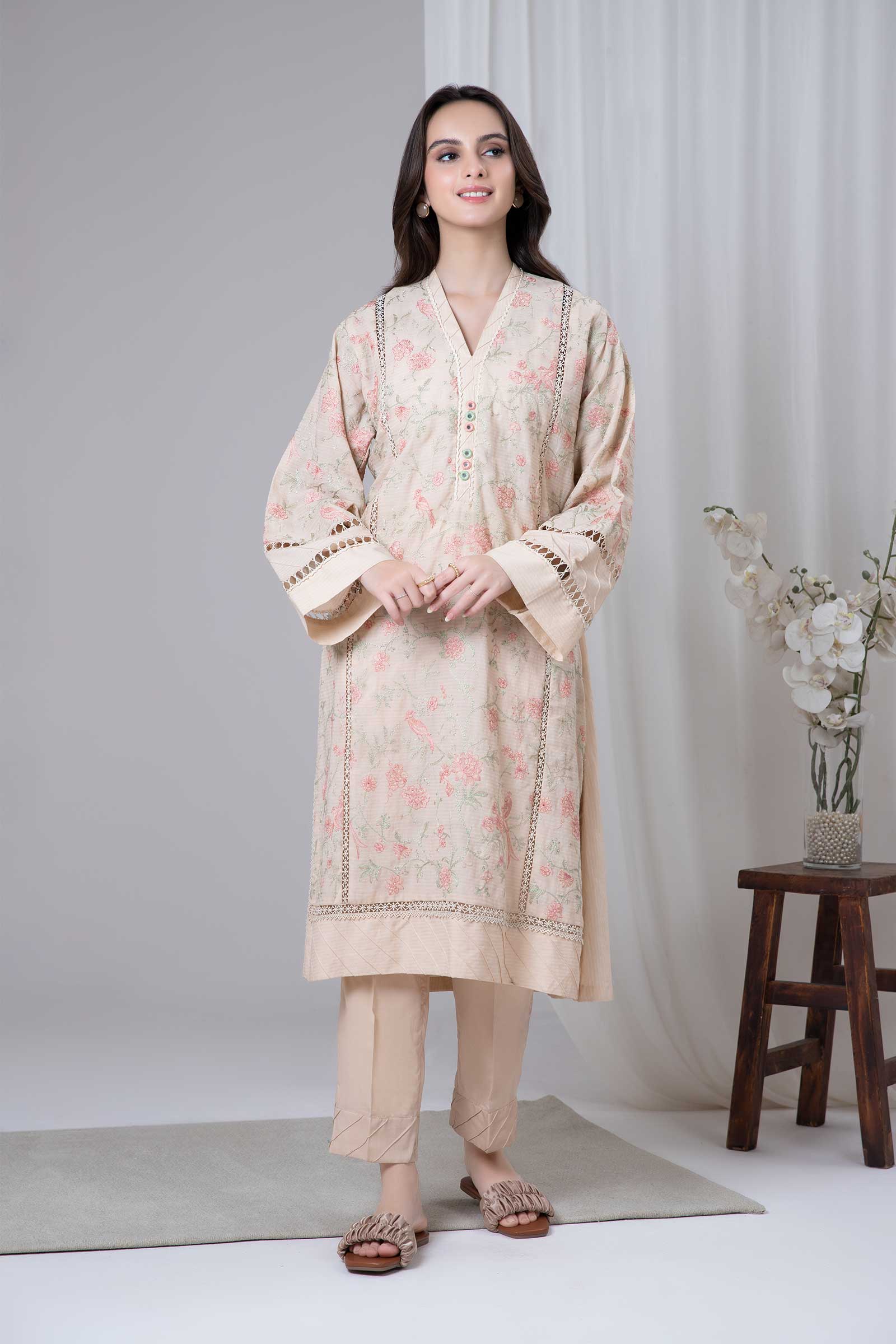 Embroidered Lawn Kurta