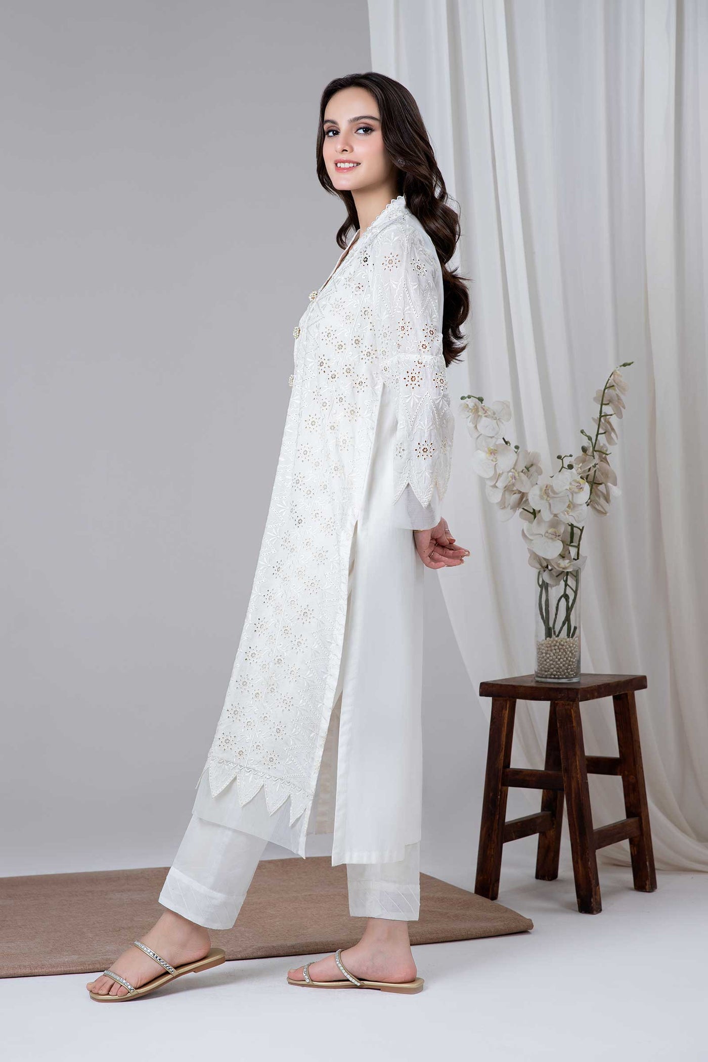 Embroidered Lawn Kurta