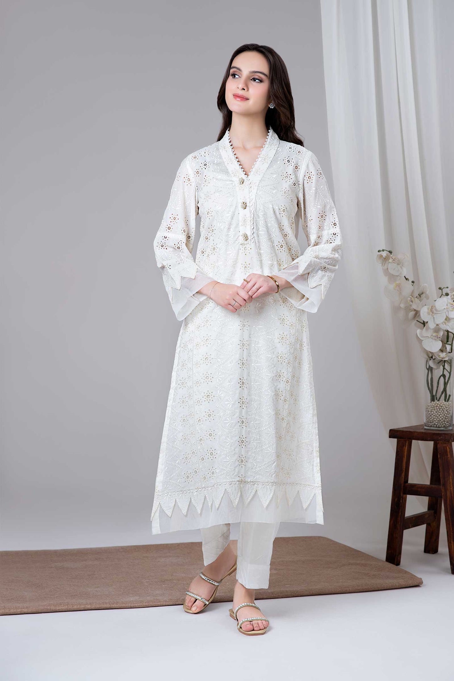 Embroidered Lawn Kurta