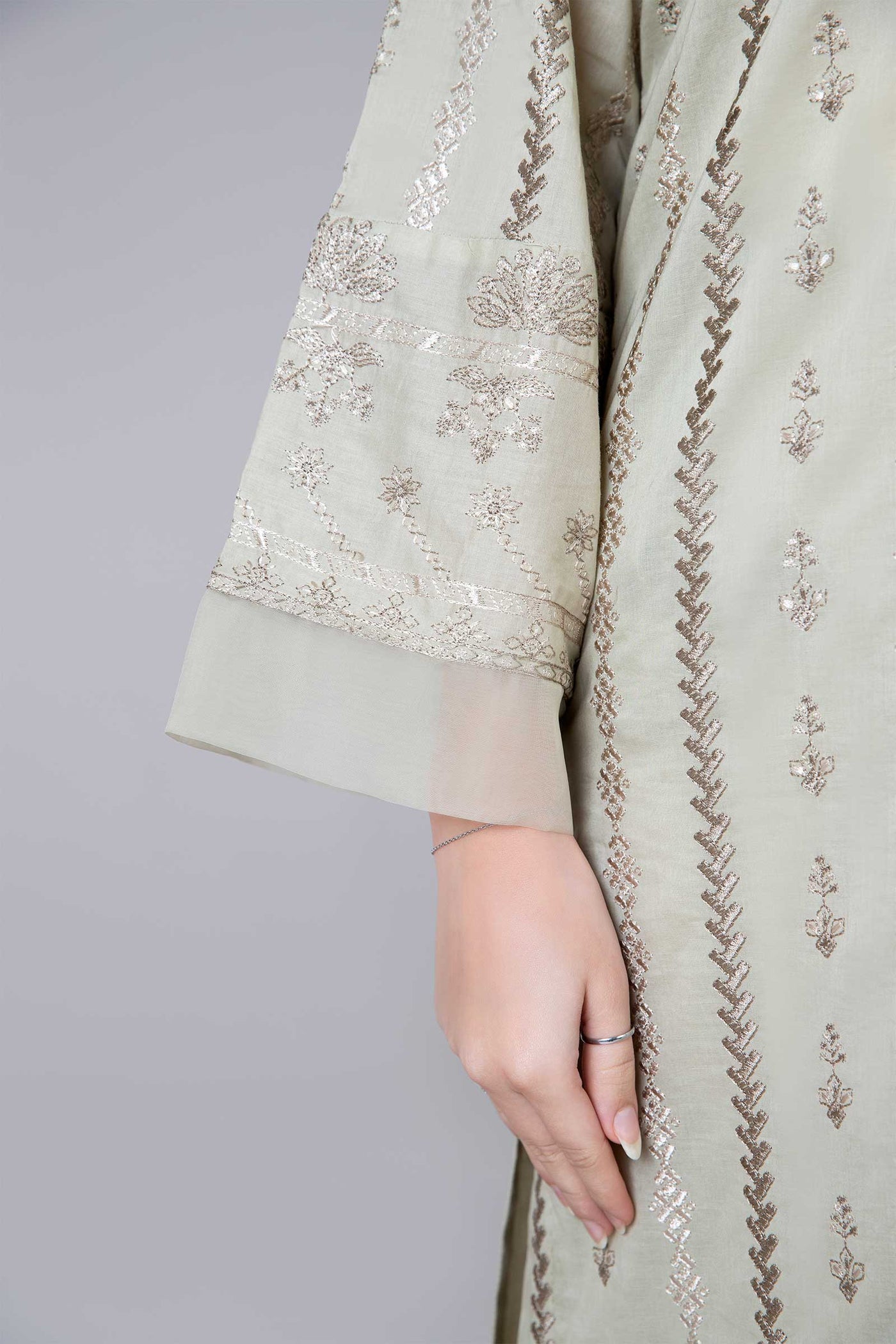 2 Piece Embroidered Lawn Suit