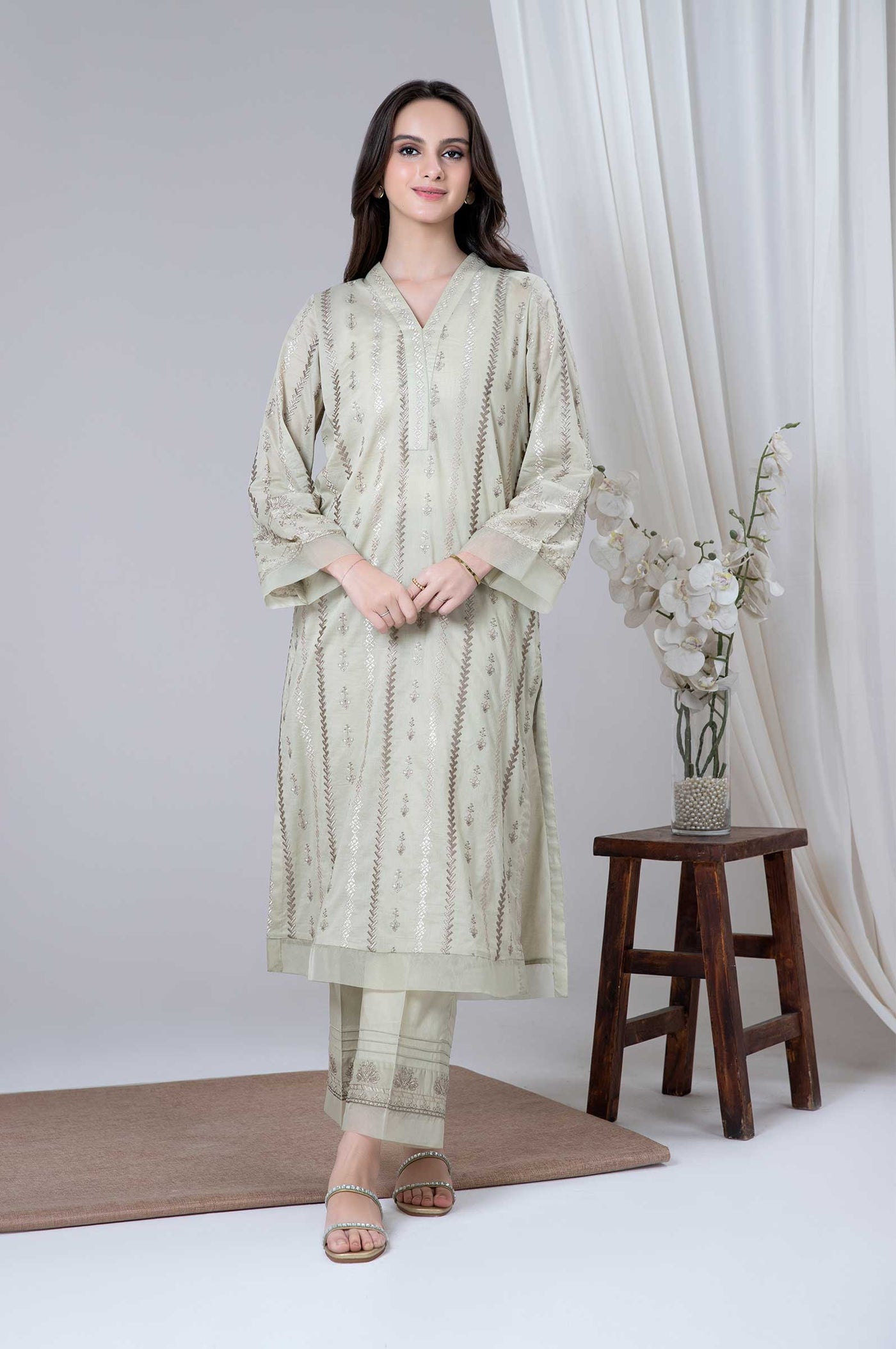 2 Piece Embroidered Lawn Suit