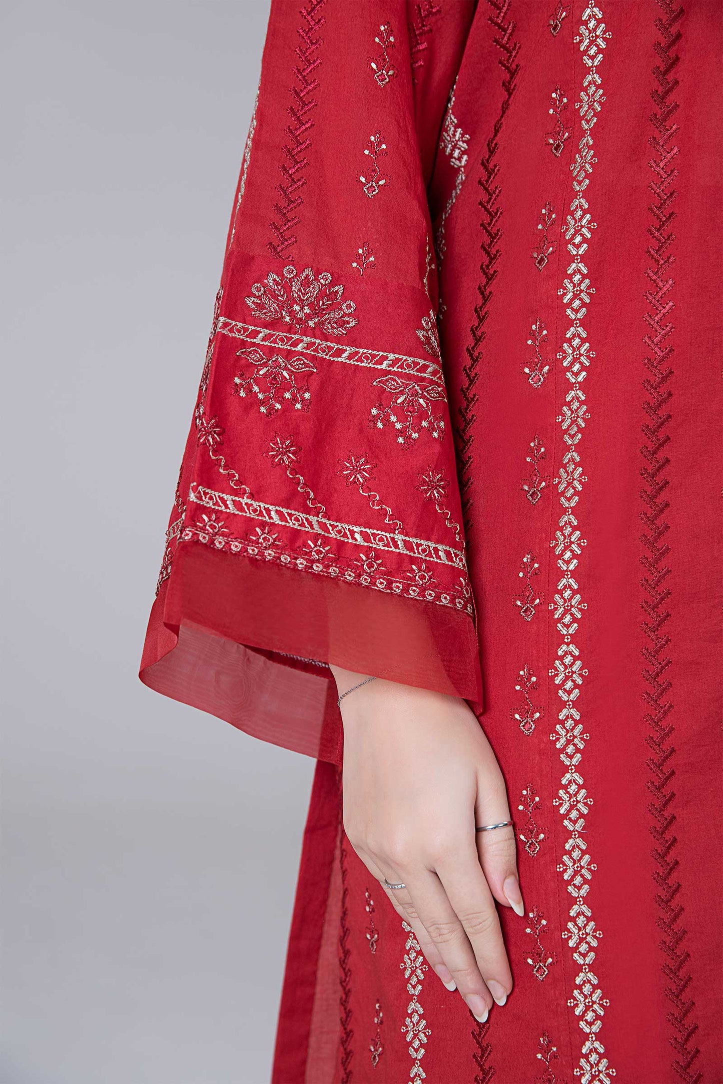 2 Piece Embroidered Lawn Suit