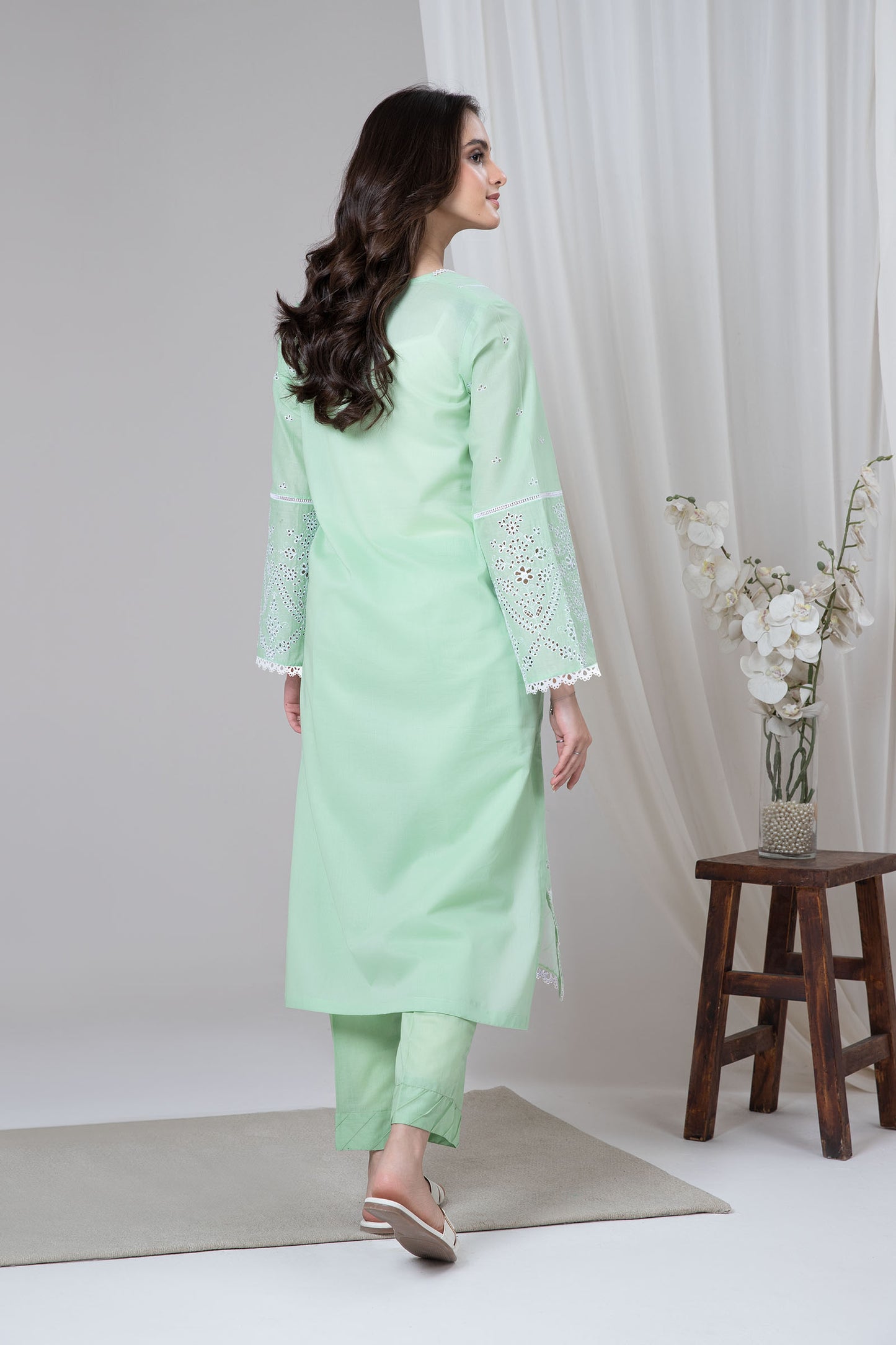 Embroidered Lawn Kurta