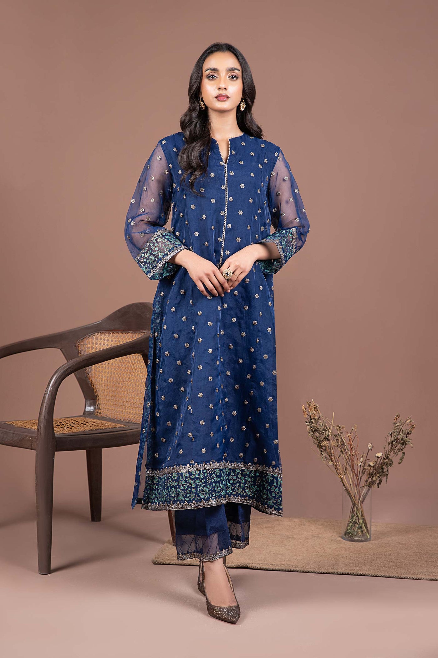 2 Pc Embroidered Organza Suit