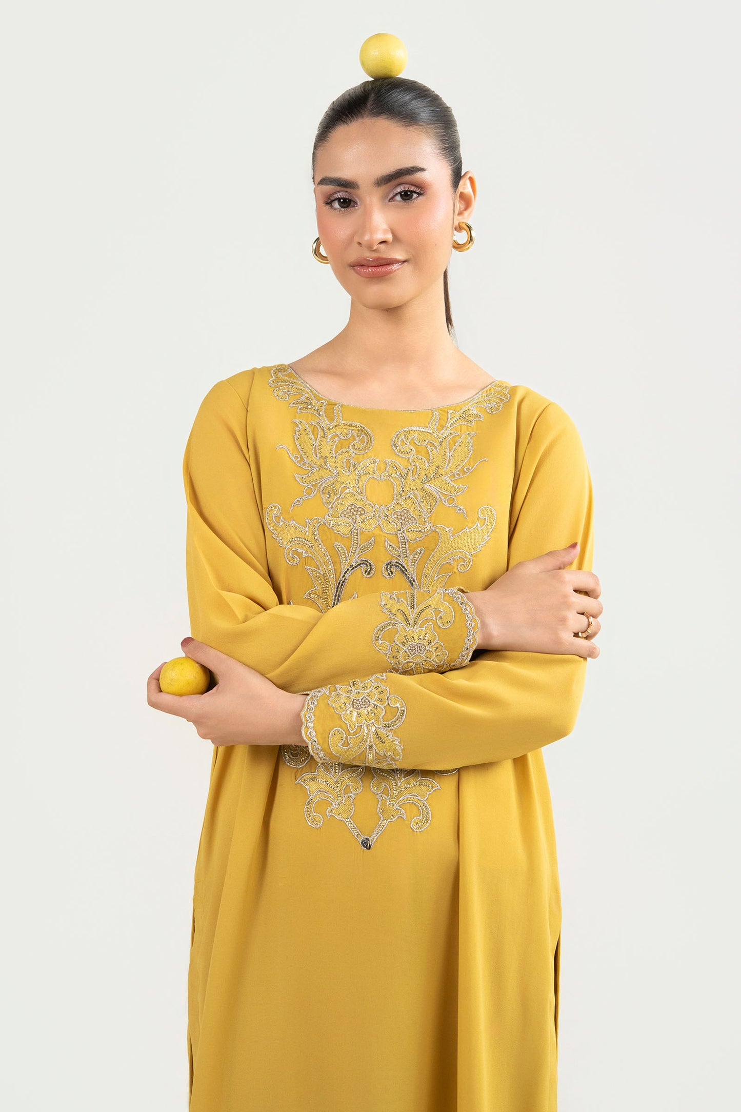 2 Pc Embroidered Georgette Suit