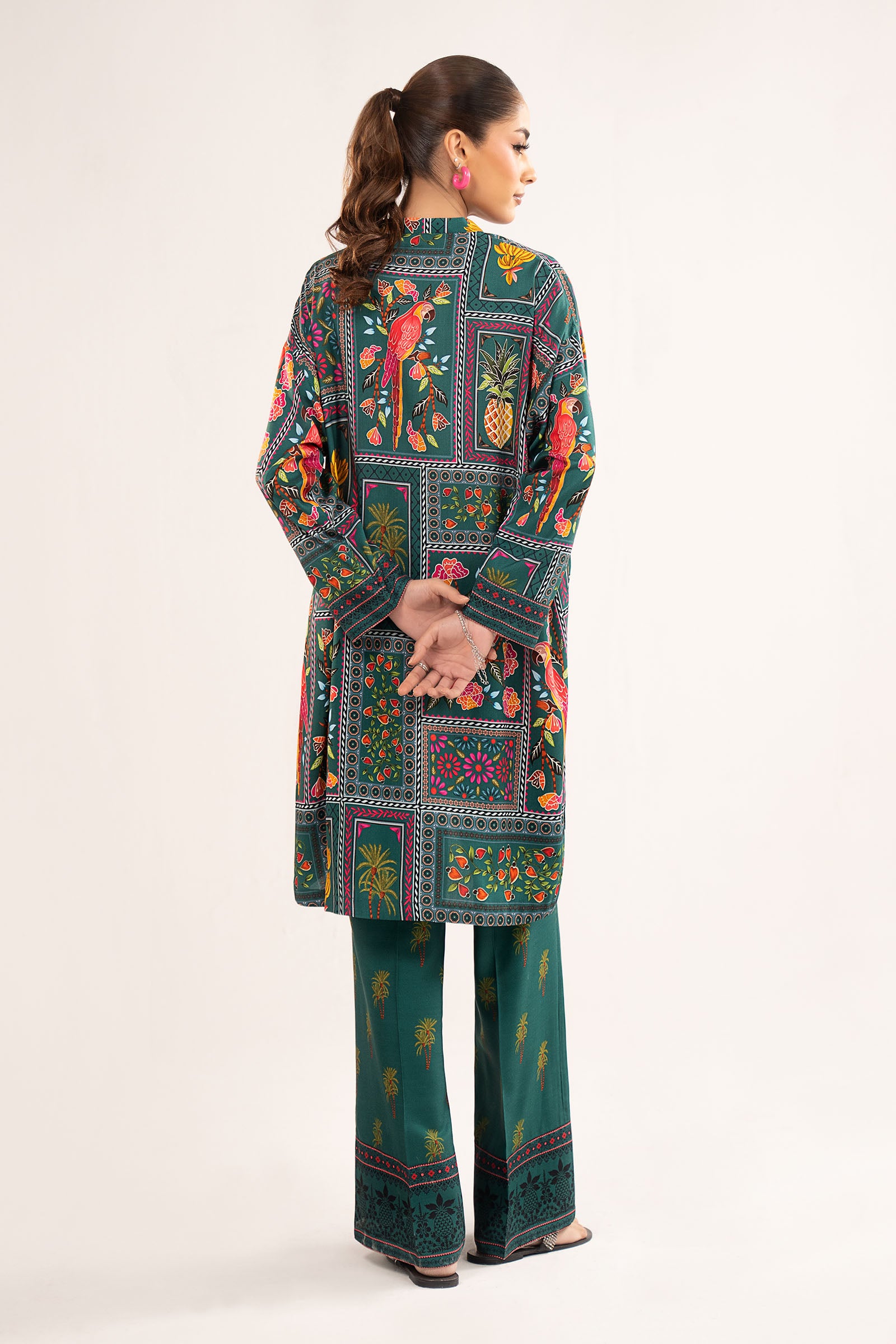 2 Pc Printed Arabic Lawn Suit