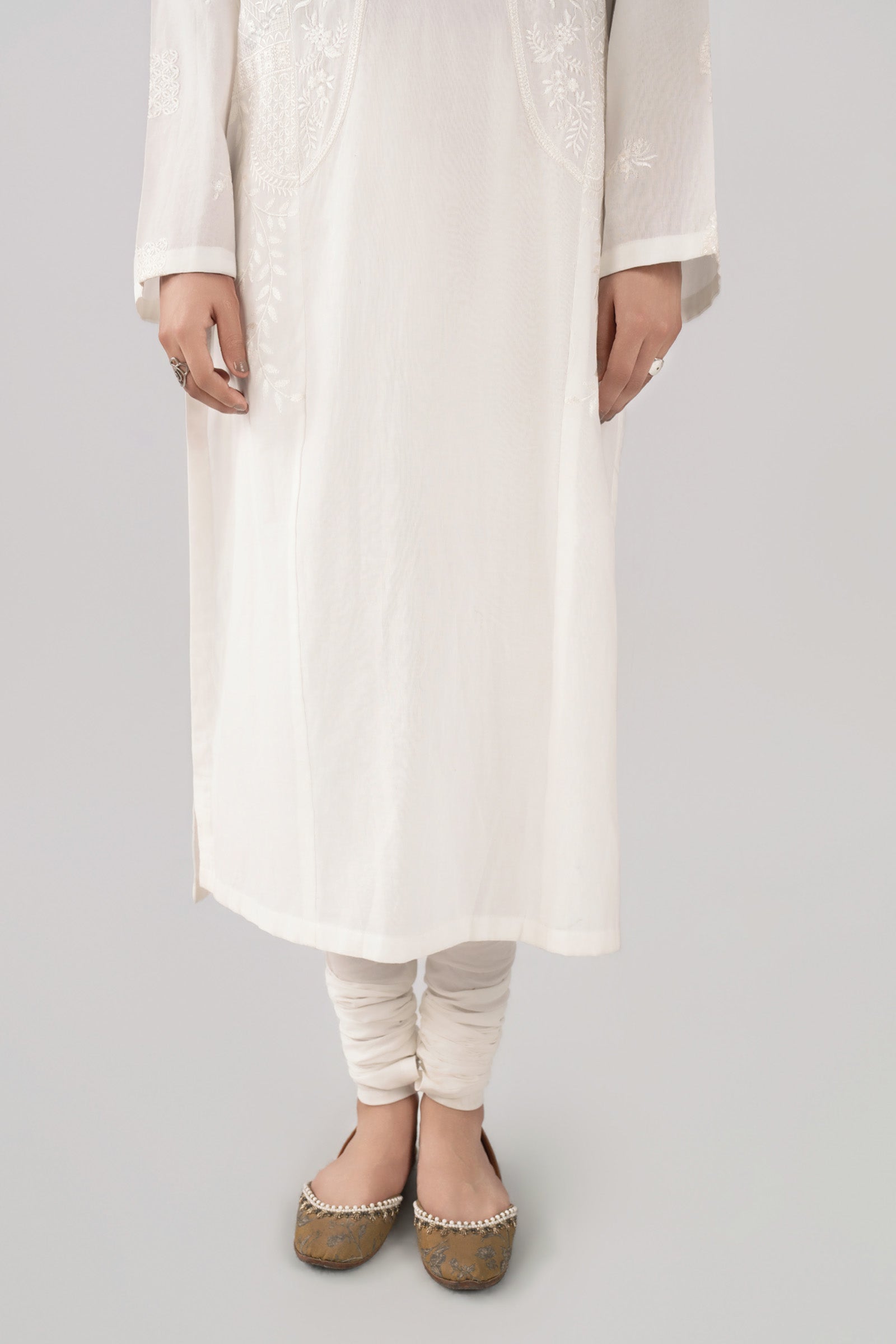 2 Pc Embroidered Lawn Suit