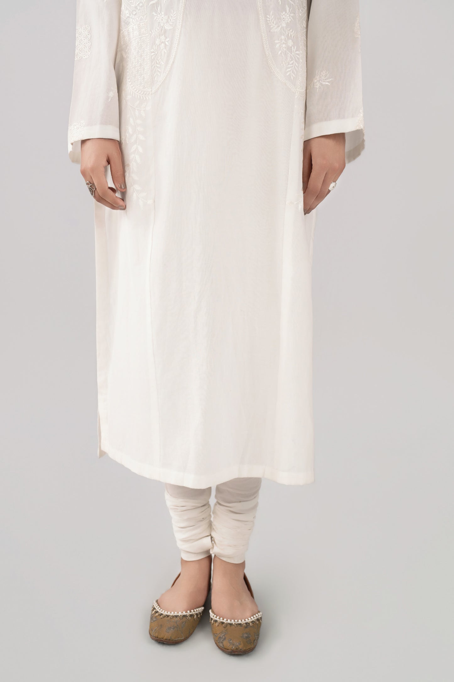 2 Pc Embroidered Lawn Suit