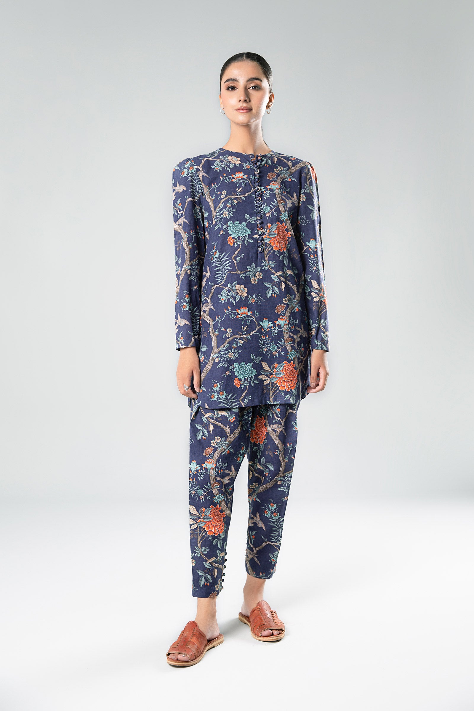 2 Pc Printed Khaddar Suit