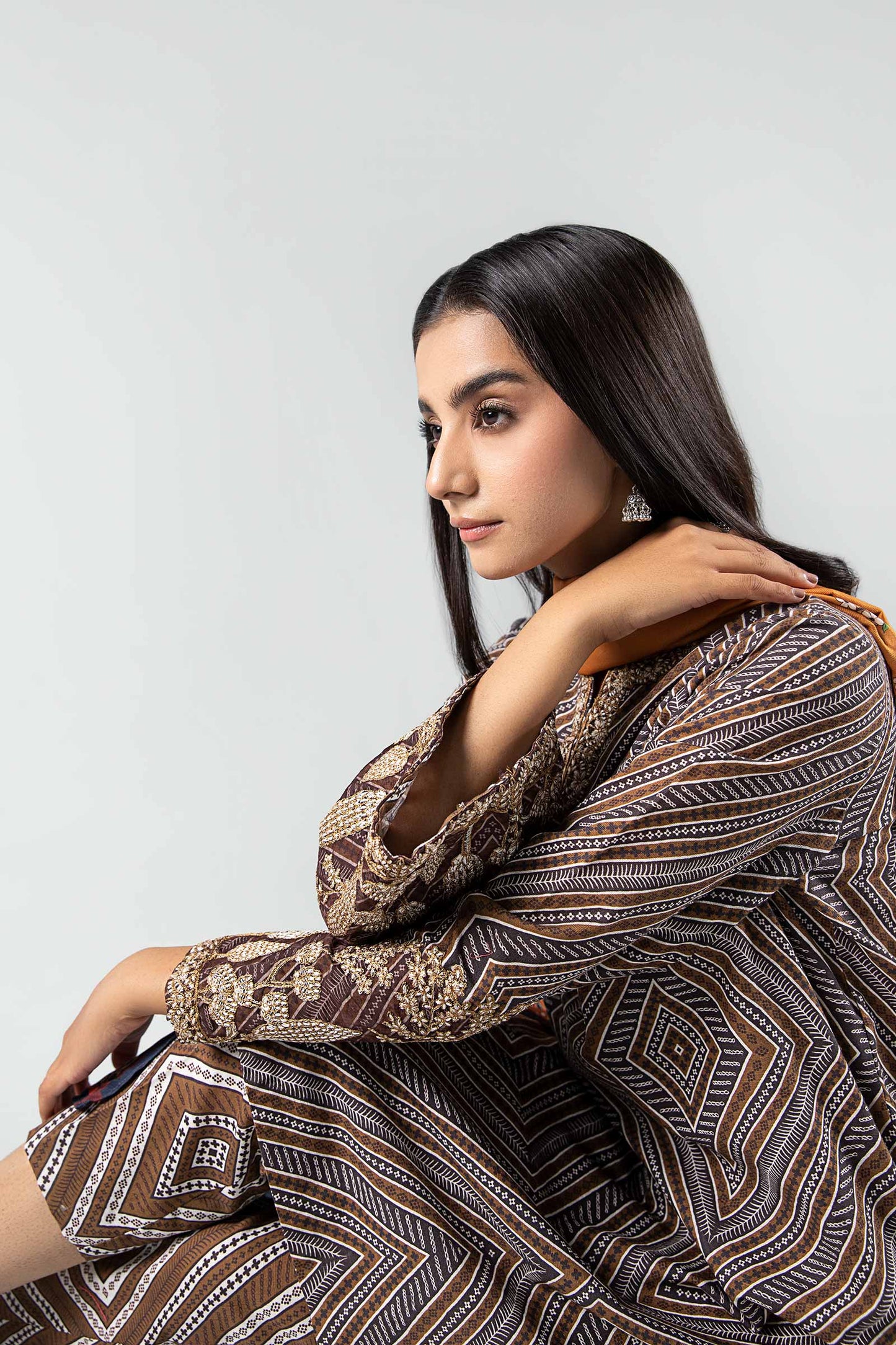 3 Pc Printed Khaddar Suit