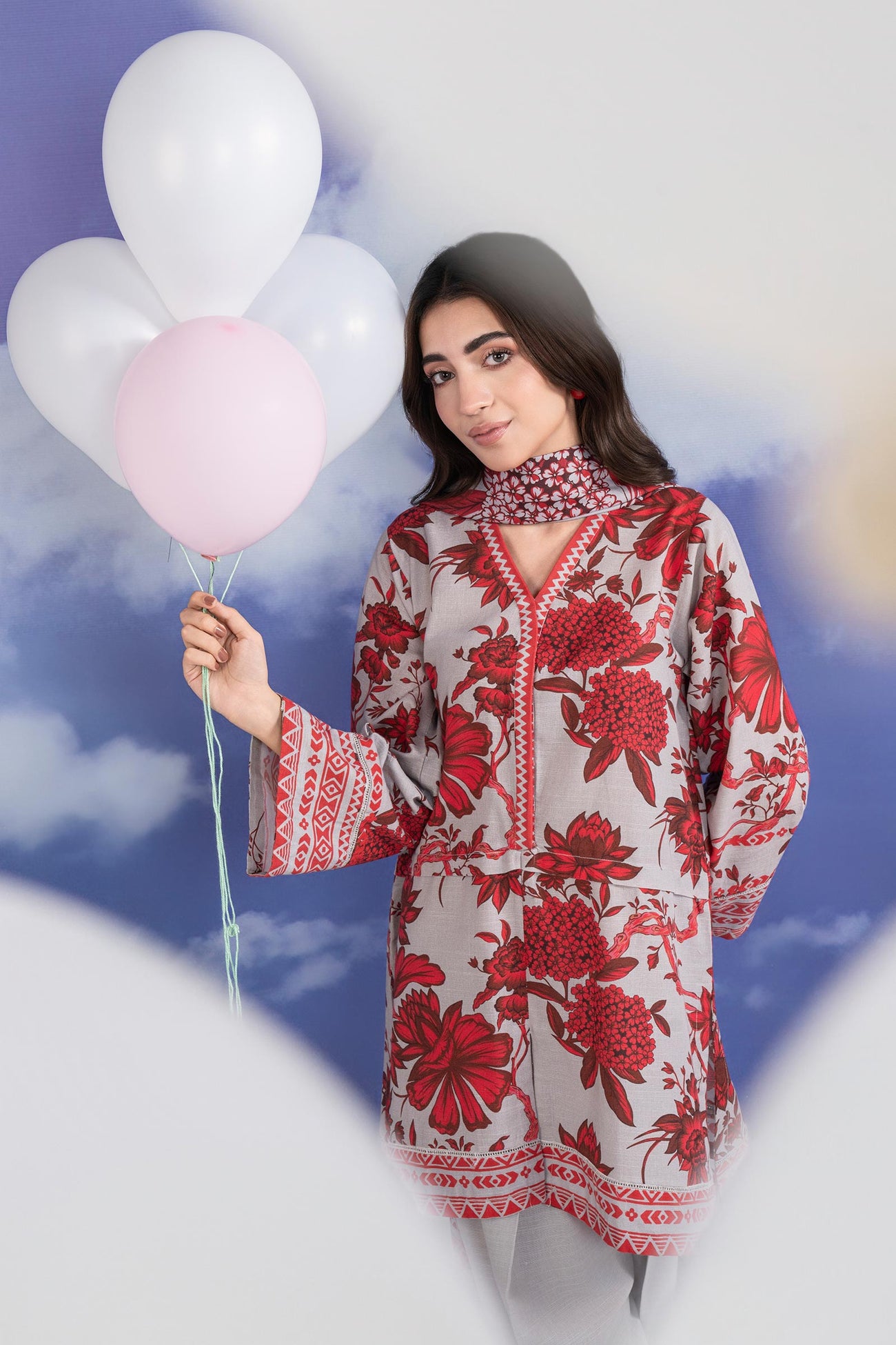 3 Pc Printed Khaddar Suit