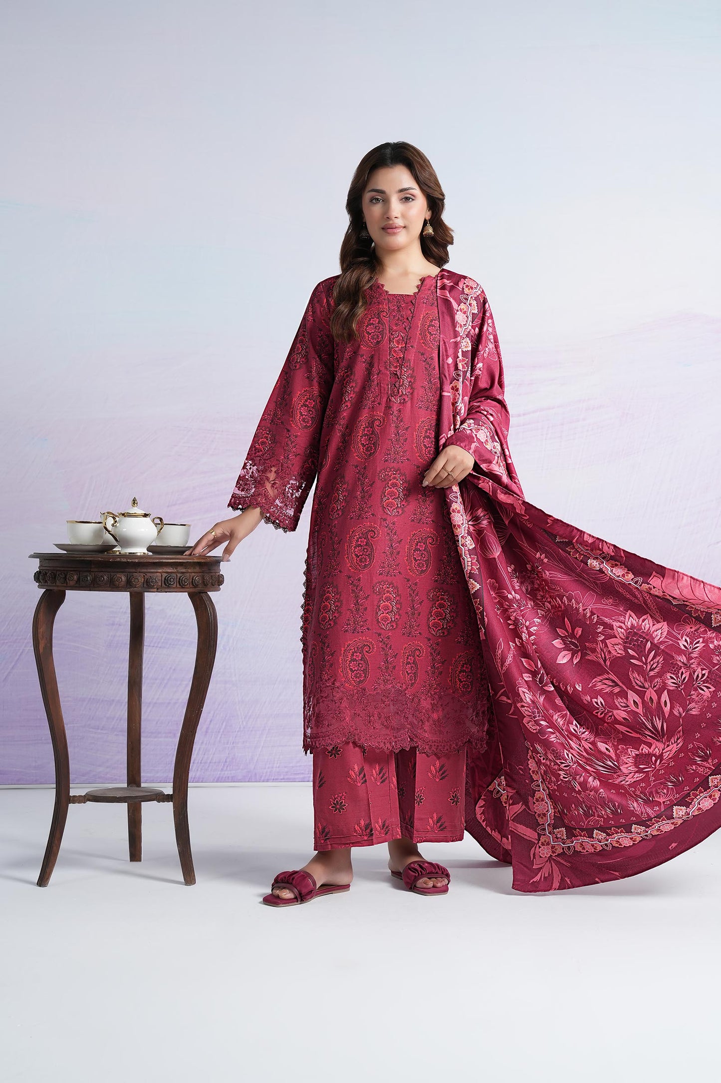 3 Pc Printed Khaddar Suit