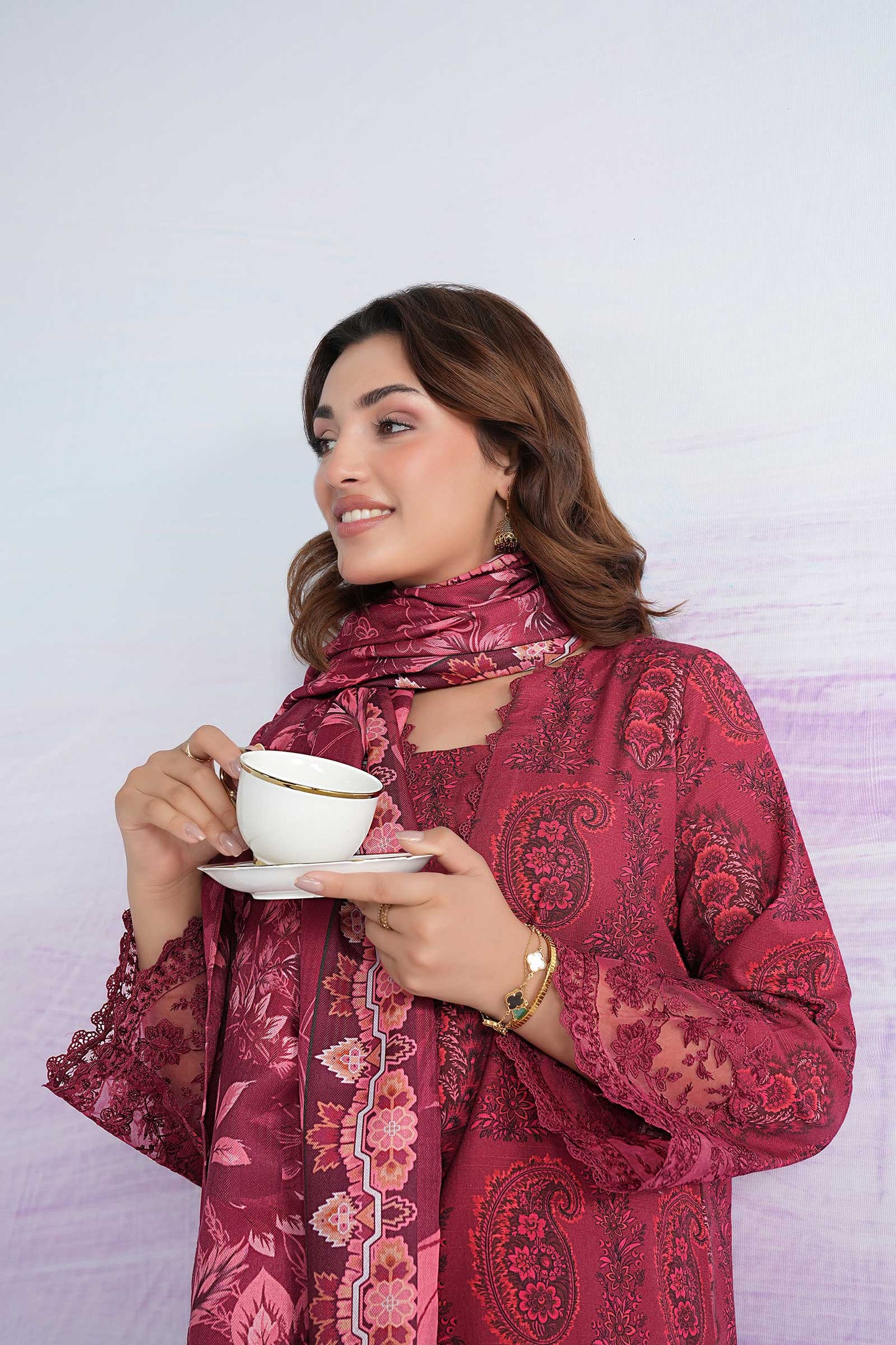 3 Pc Printed Khaddar Suit