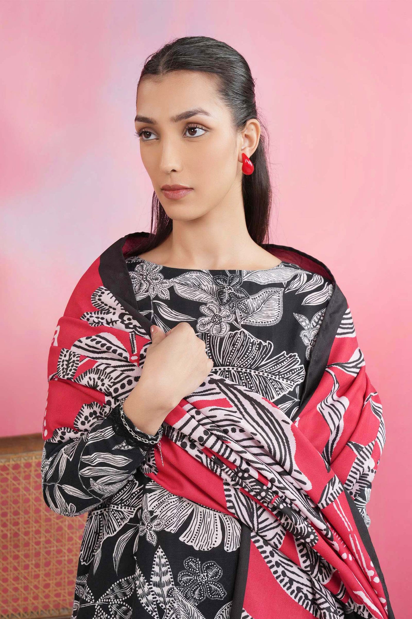 3 Pc Embroidered Khaddar Suit | MB-USPW24-509B