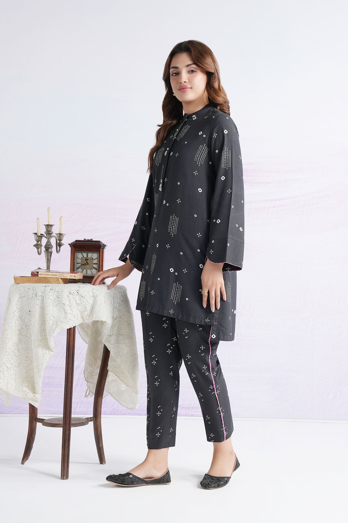 2 Pc Printed Karandi Suit