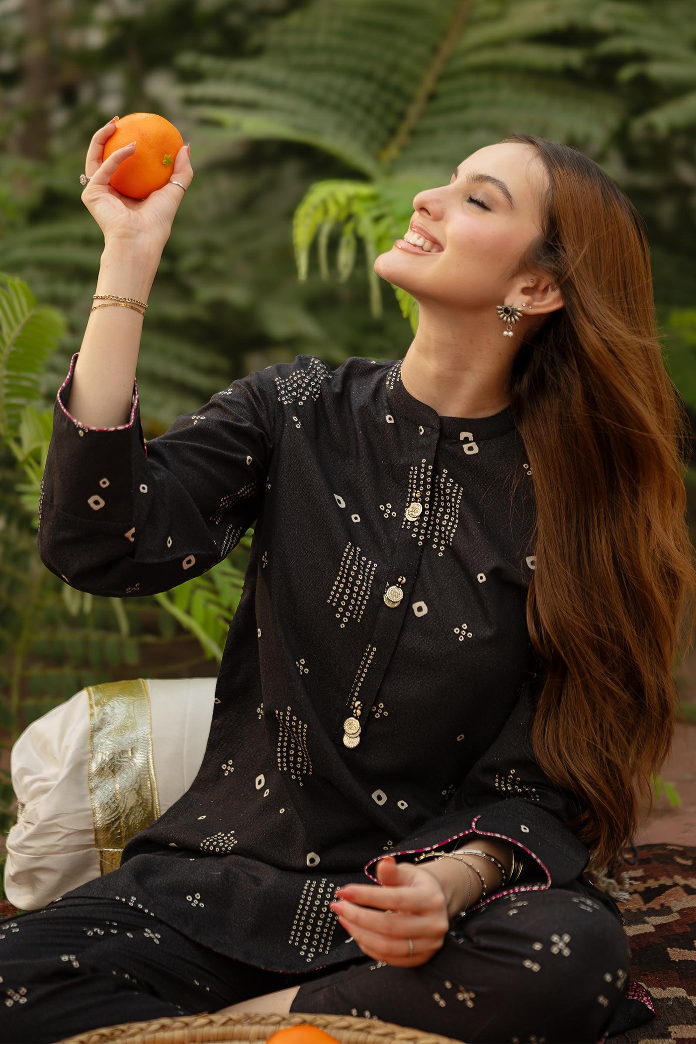 2 Pc Printed Karandi Suit