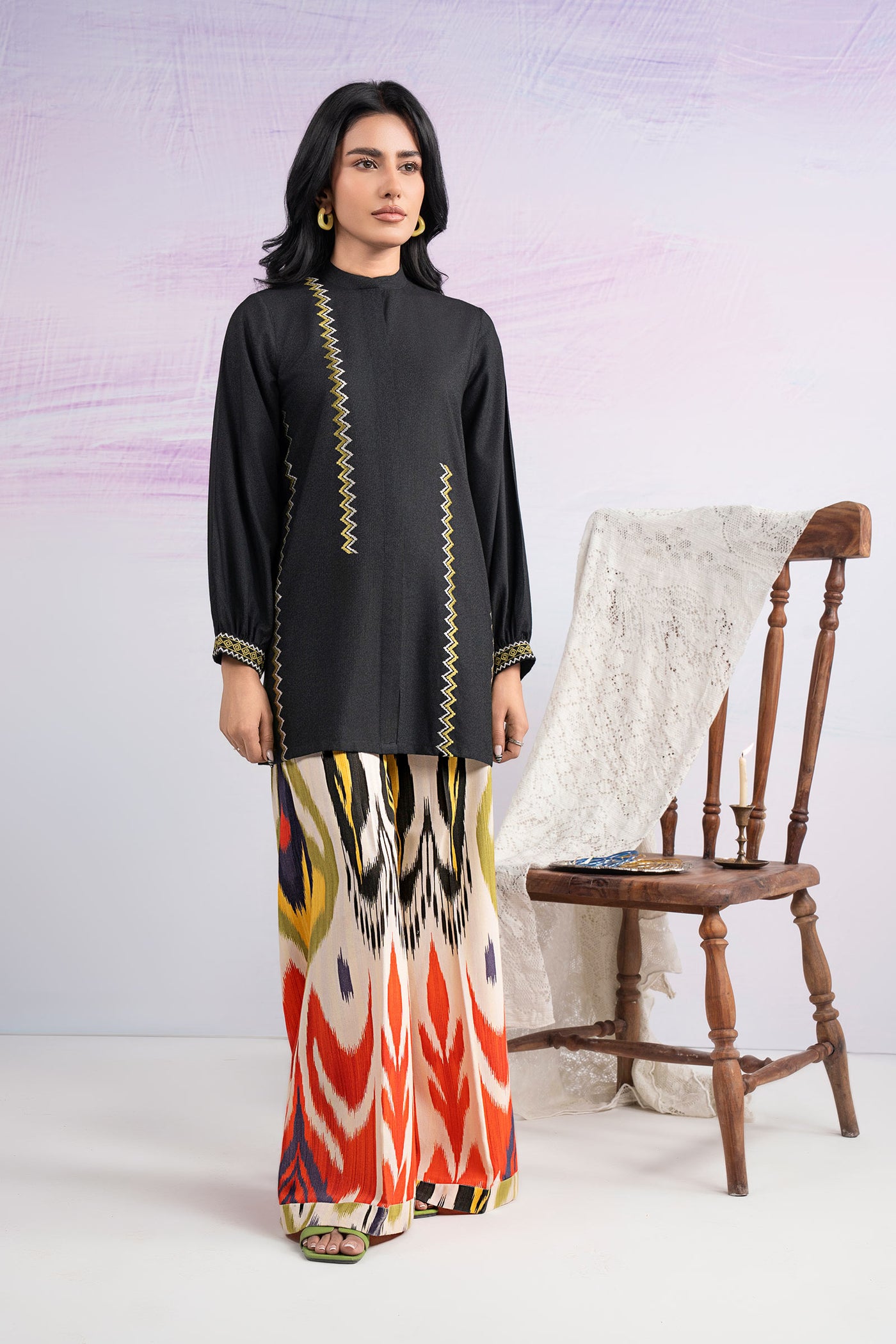 2 Pc Embroidered Karandi Suit