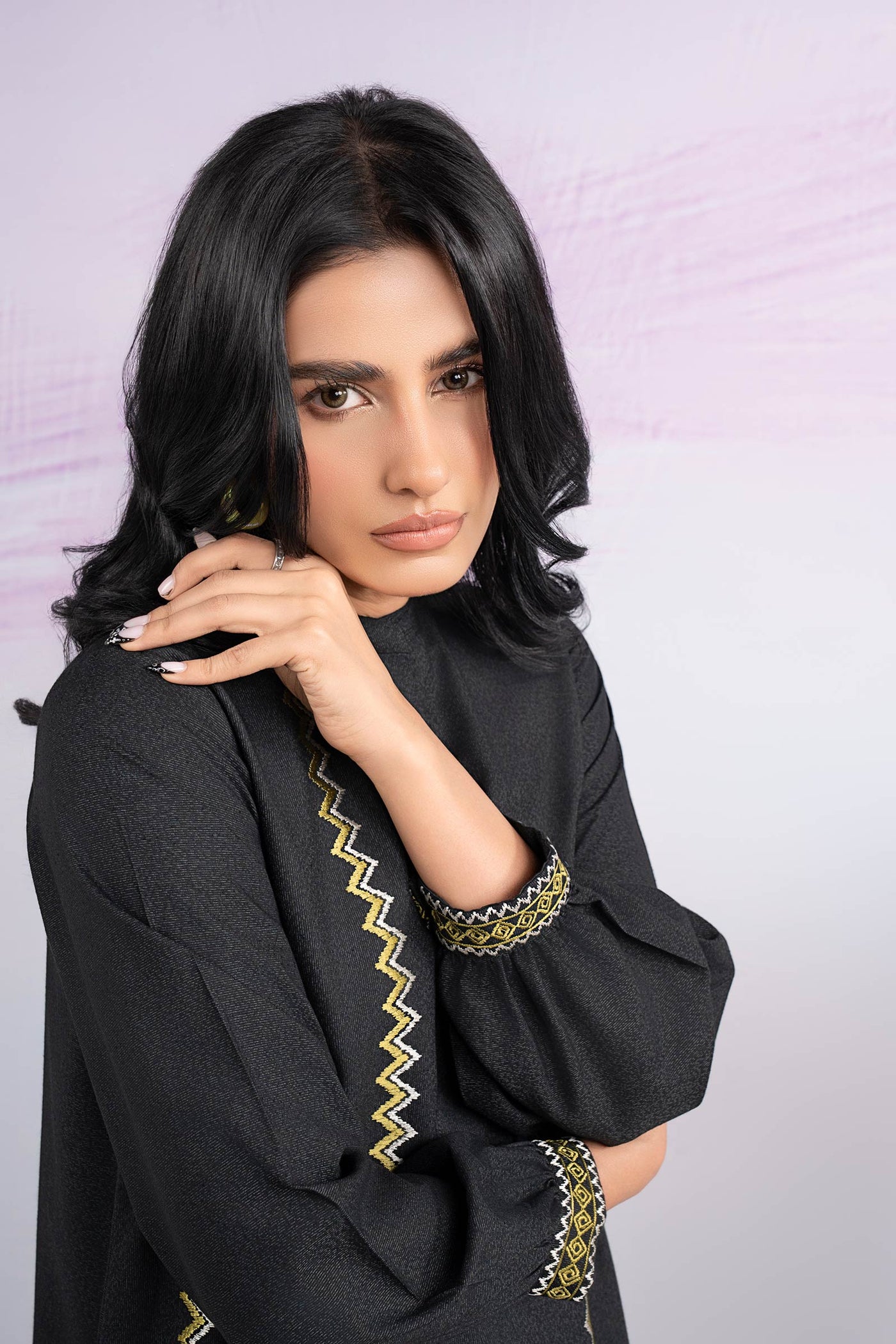 2 Pc Embroidered Karandi Suit