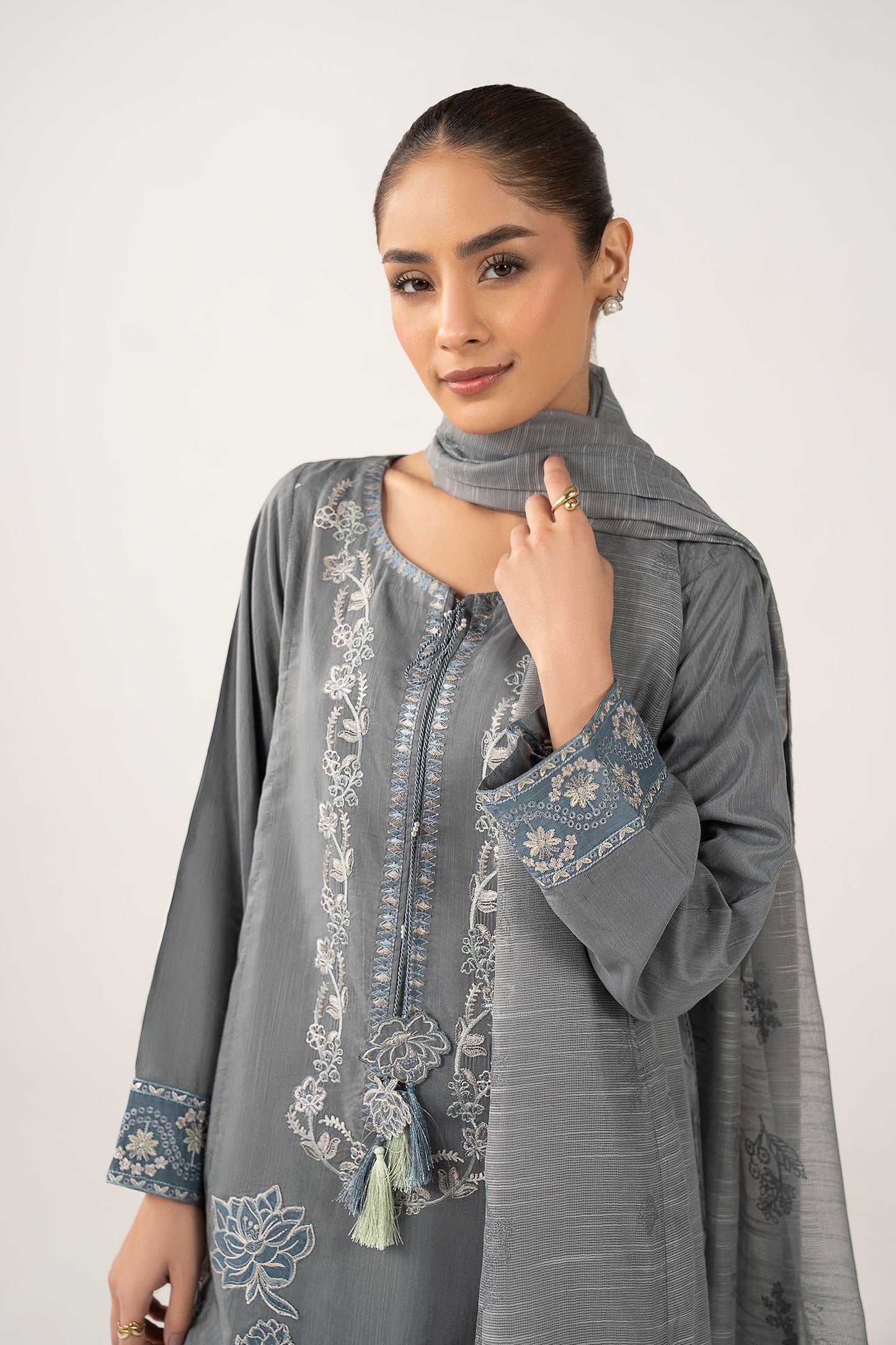 2 Pc Embroidered Cambric Suit