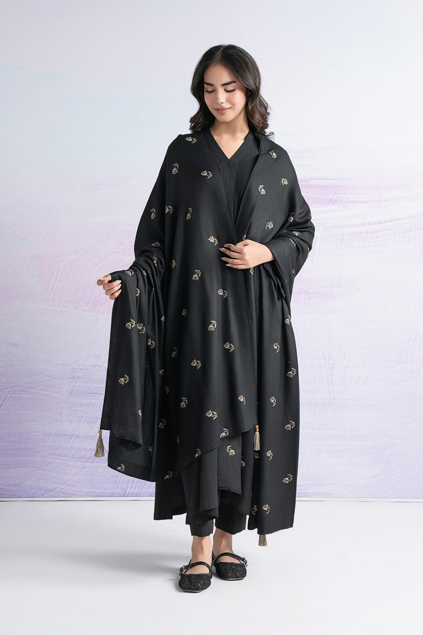 Embroidered Twill Shawl