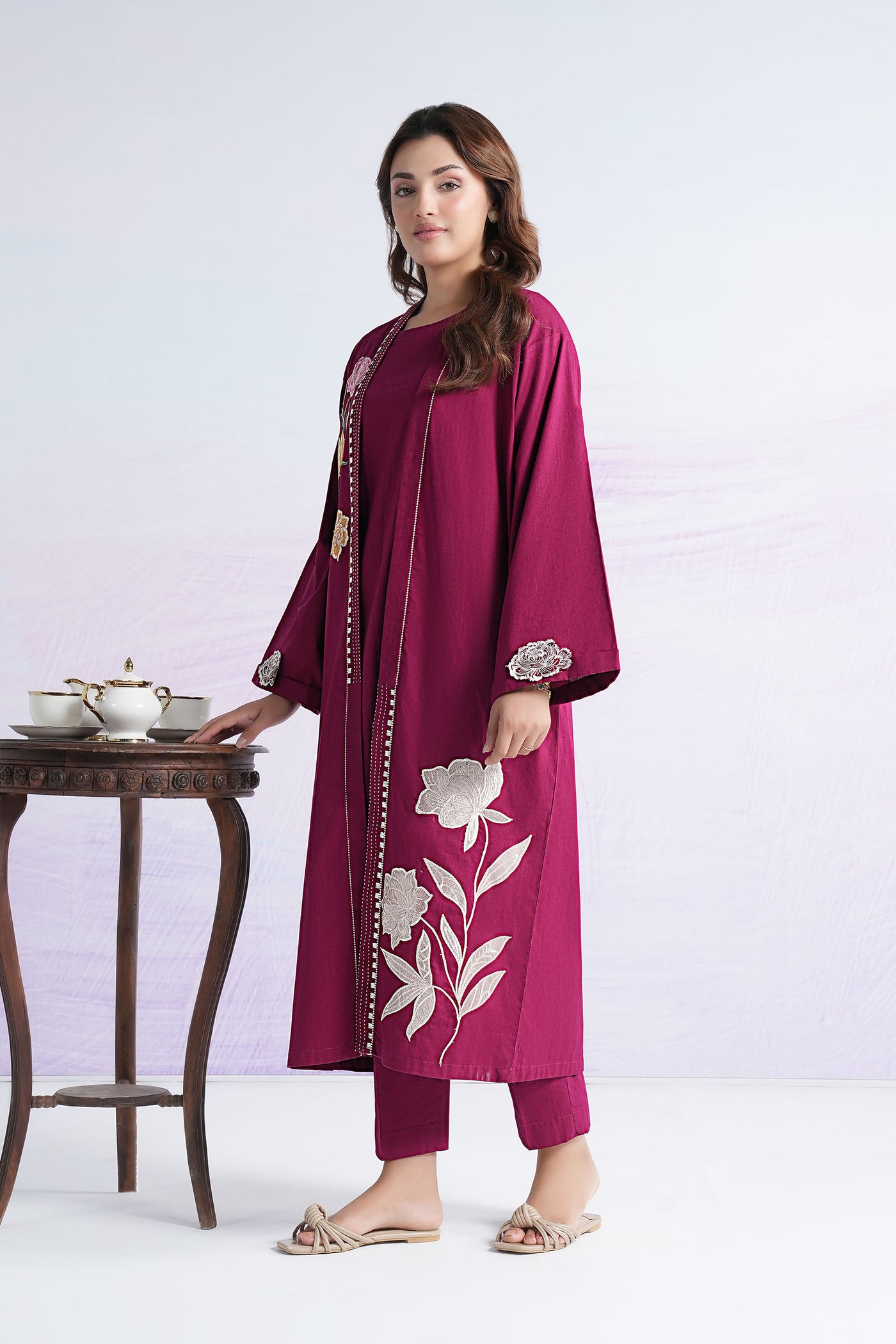 2 Pc Embroidered Crosshatch Suit