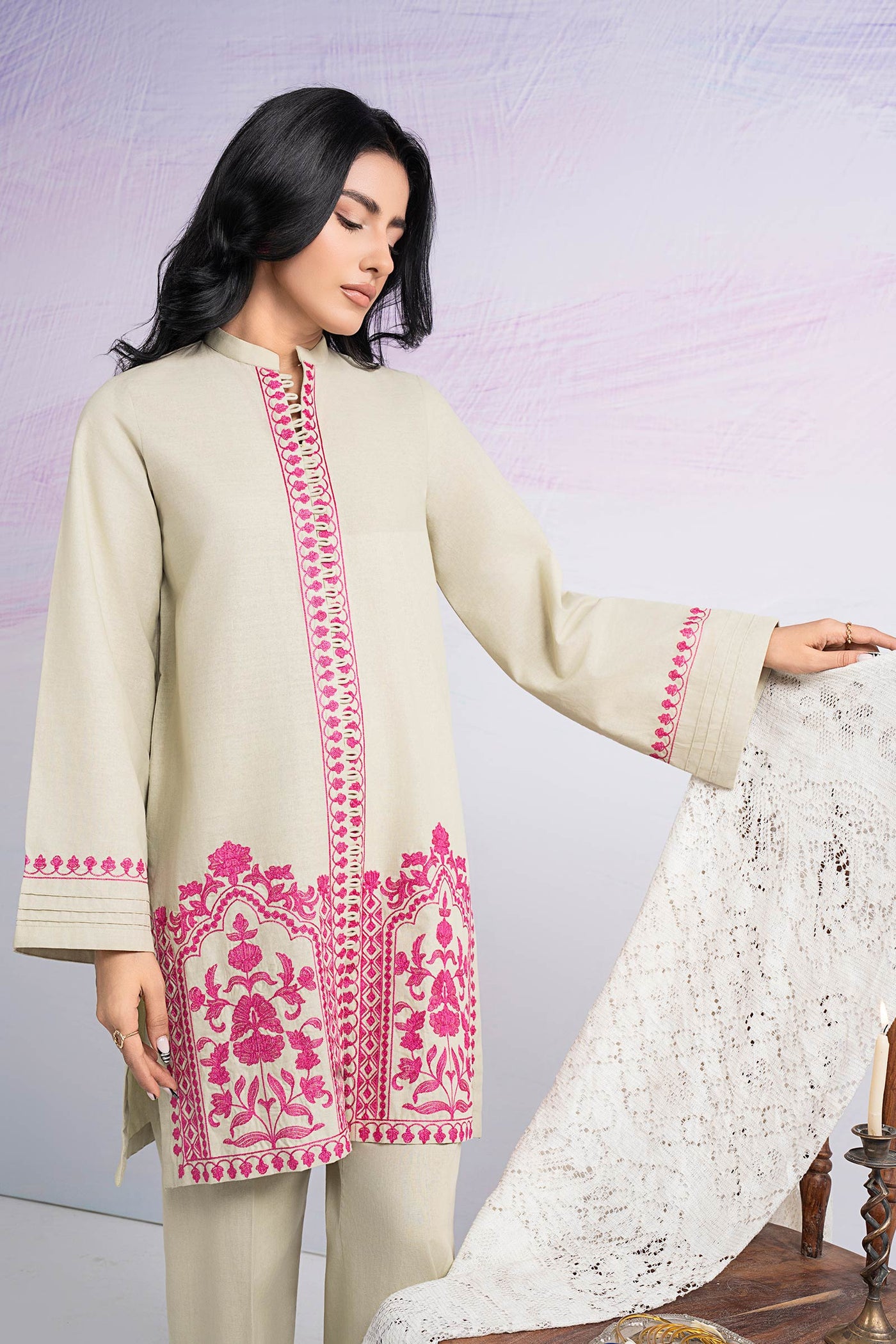 2 Pc Embroidered Crisp Linen Suit