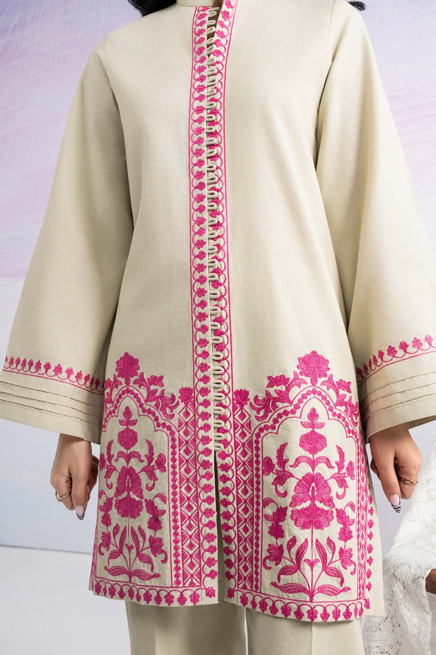 2 Pc Embroidered Crisp Linen Suit