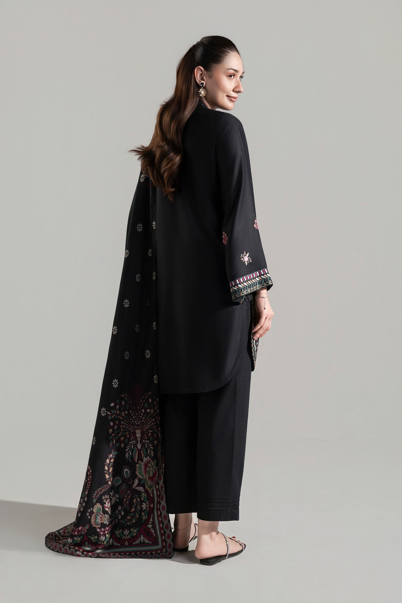 2 Pc Embroidered Herringbone Suit