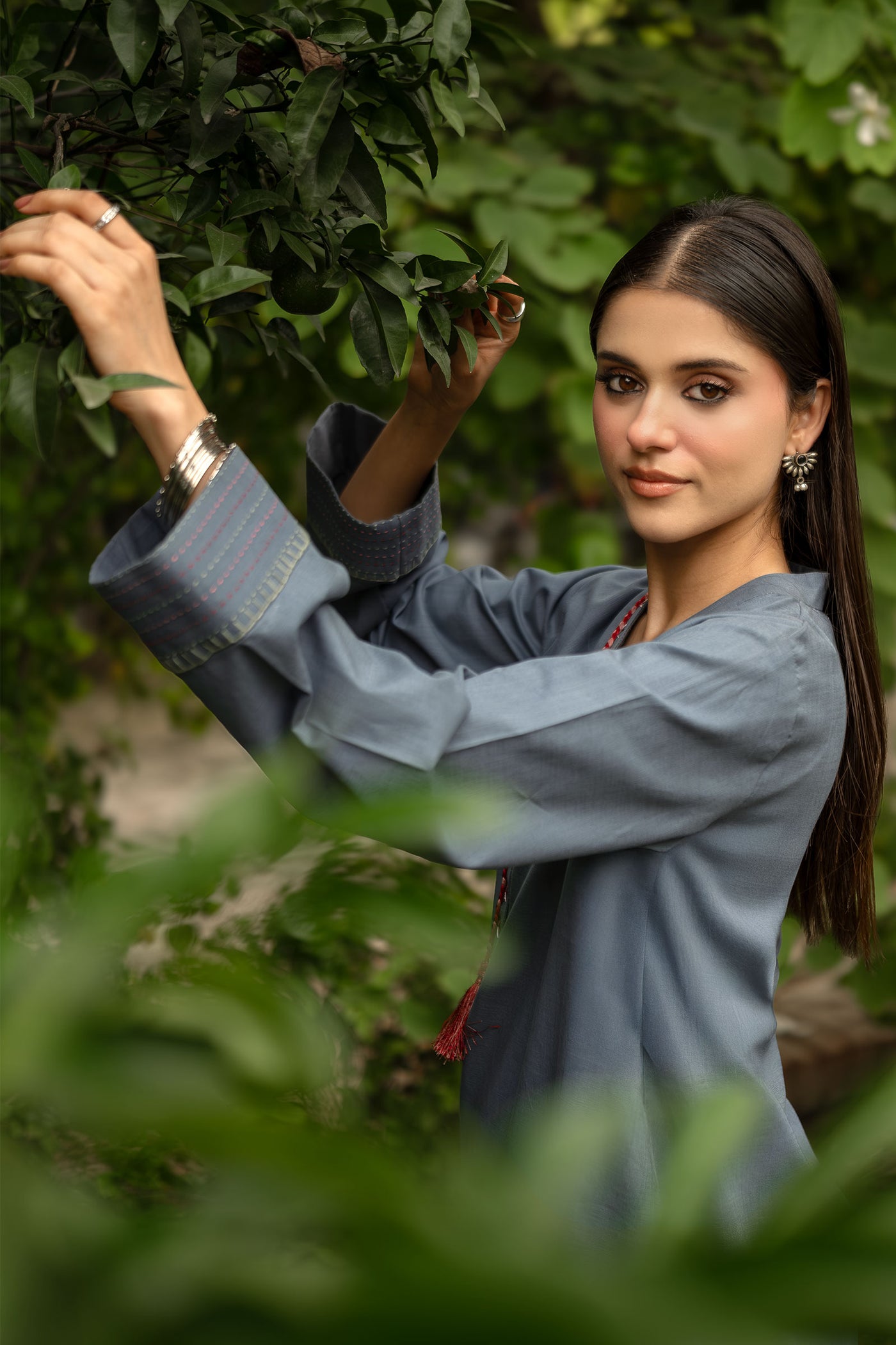 2 Pc Embroidered Crosshatch Suit