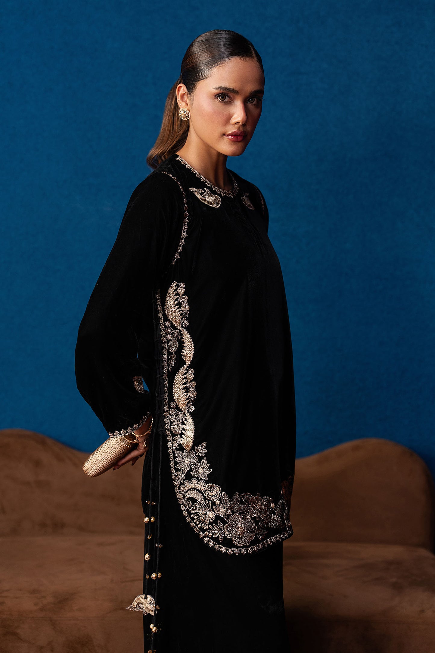 2 Pc Embroidered Velvet Suit