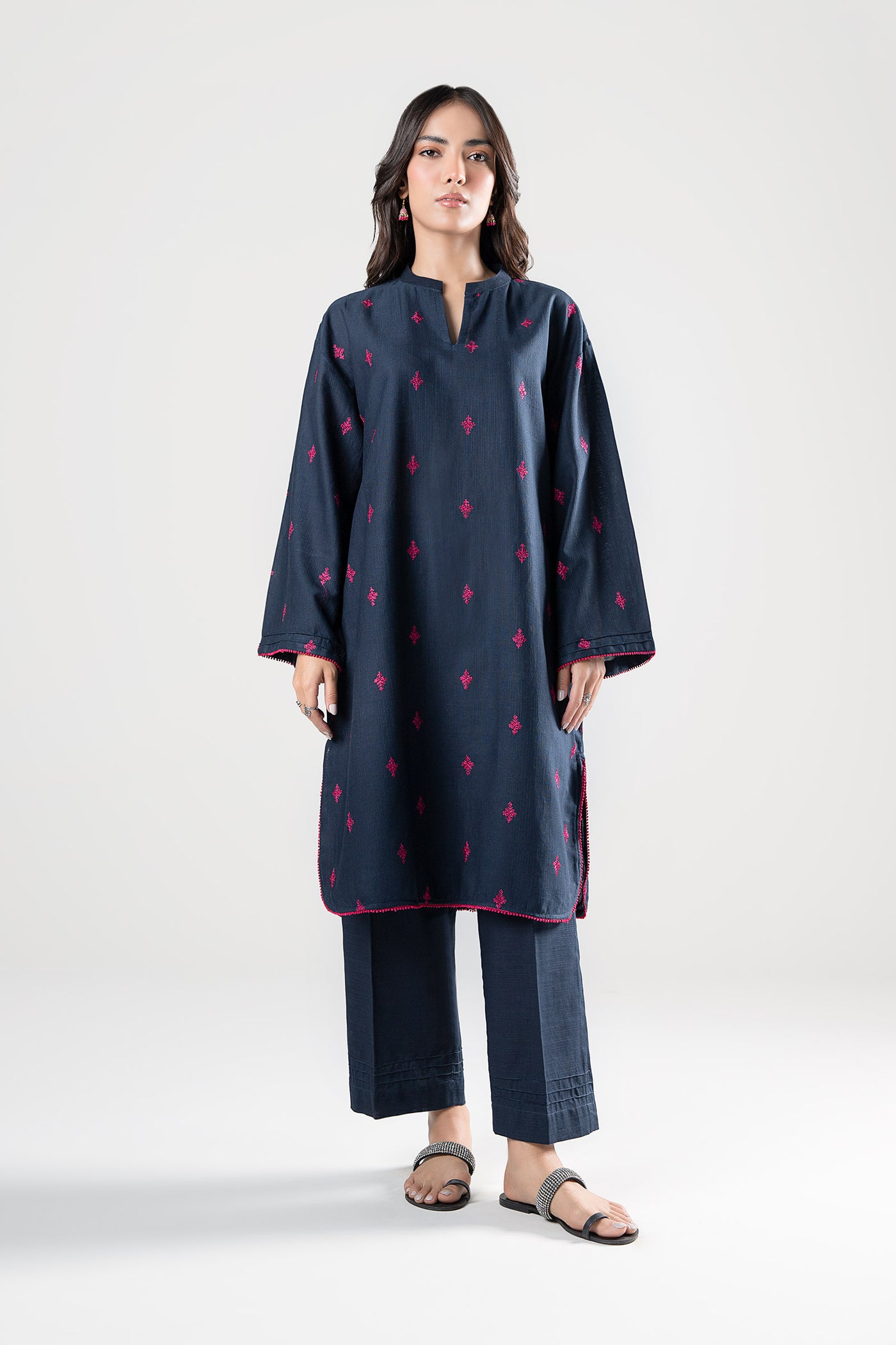 2 Pc Embroidered Khaddar Suit