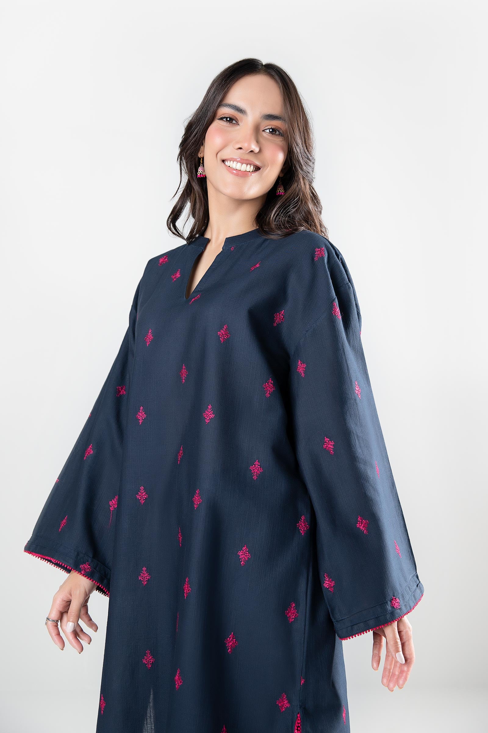 2 Pc Embroidered Khaddar Suit