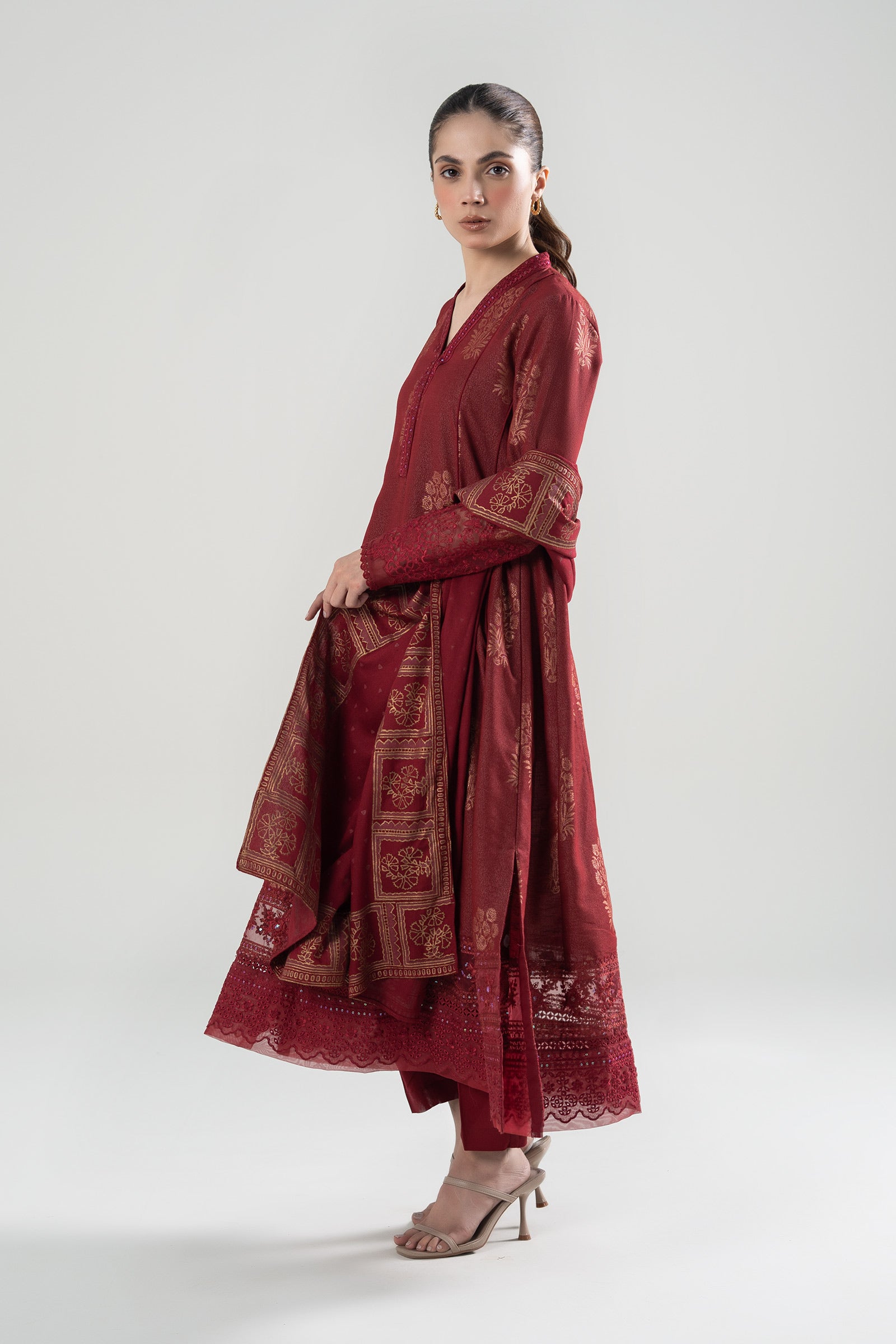 3 Pc Embroidered Jacquard Suit