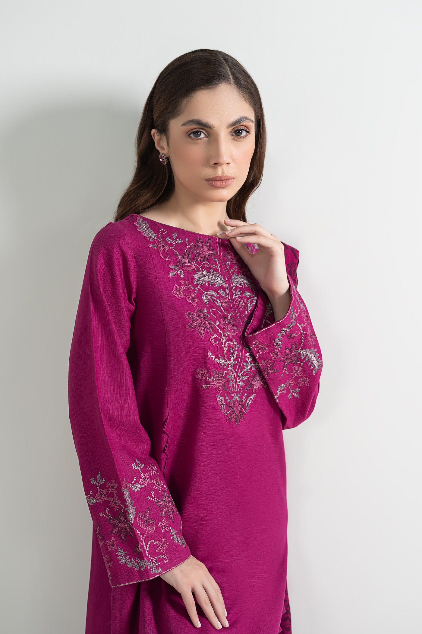 2 Pc Embroidered Khaddar Suit