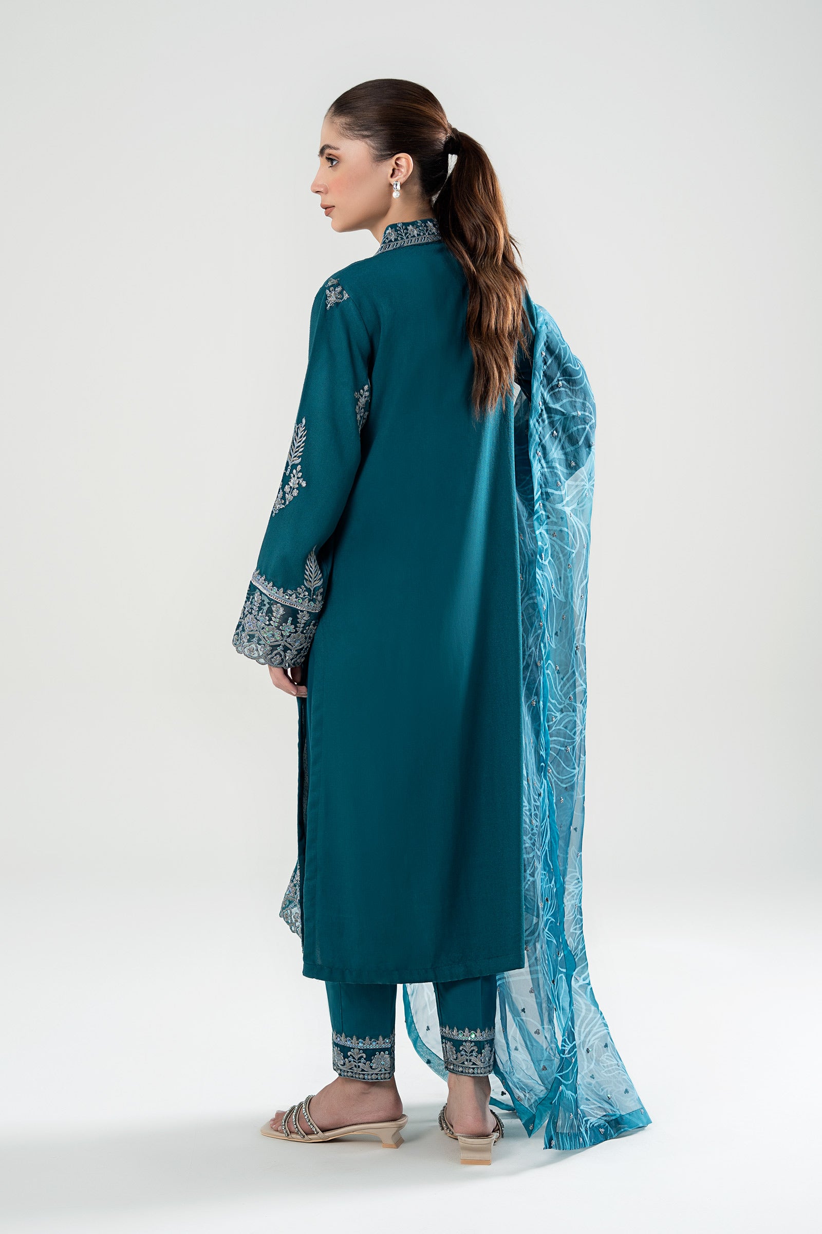 3 Pc Embroidered Karandi Suit
