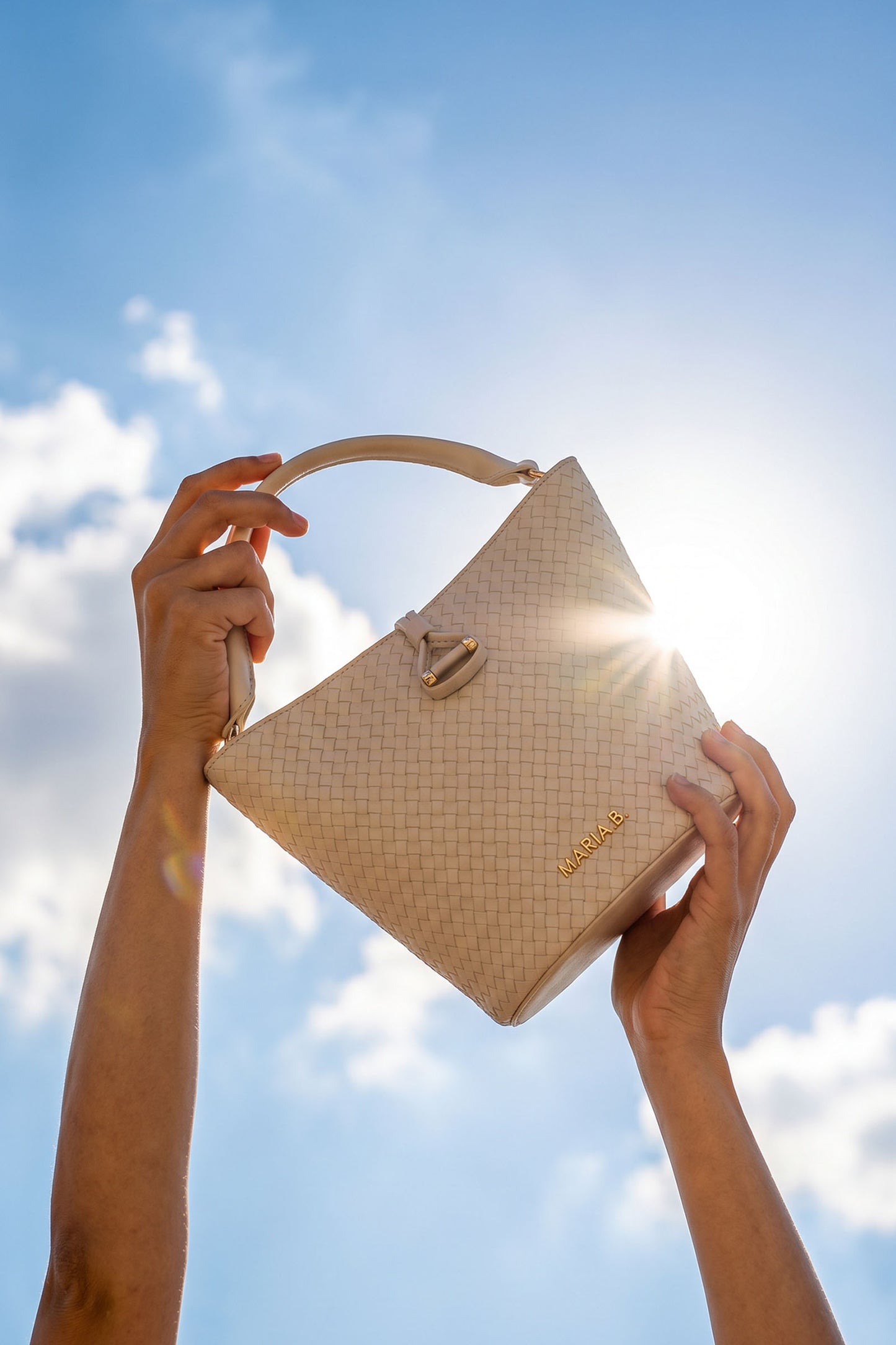 Woven Bucket Bag