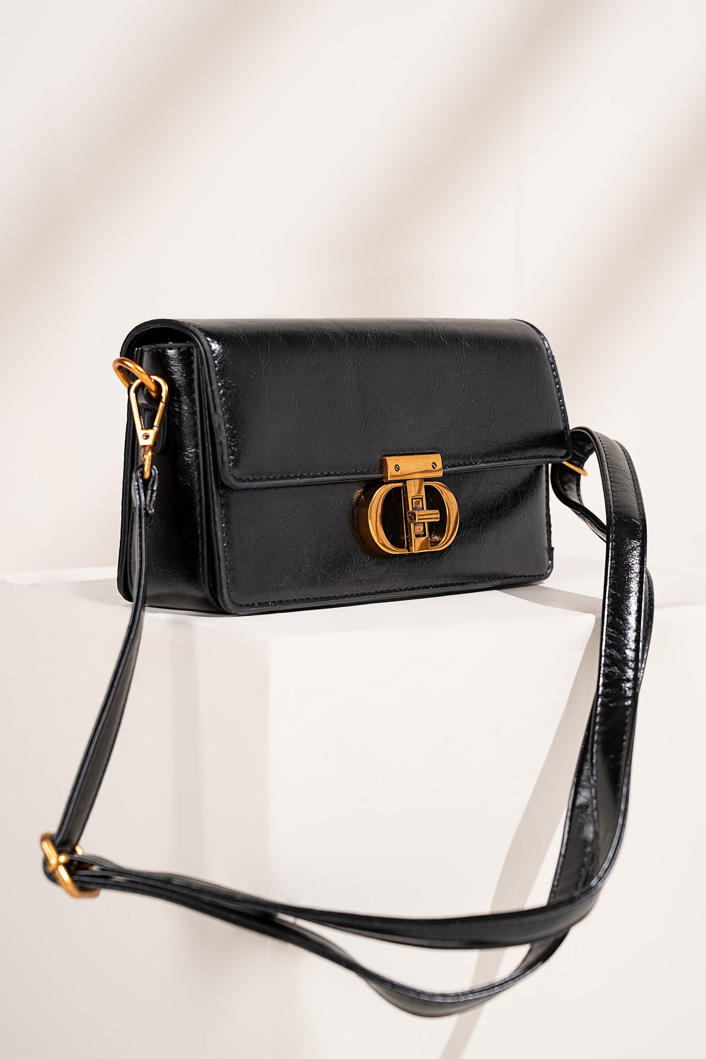 Crossbody Bag | MBG-W25-03