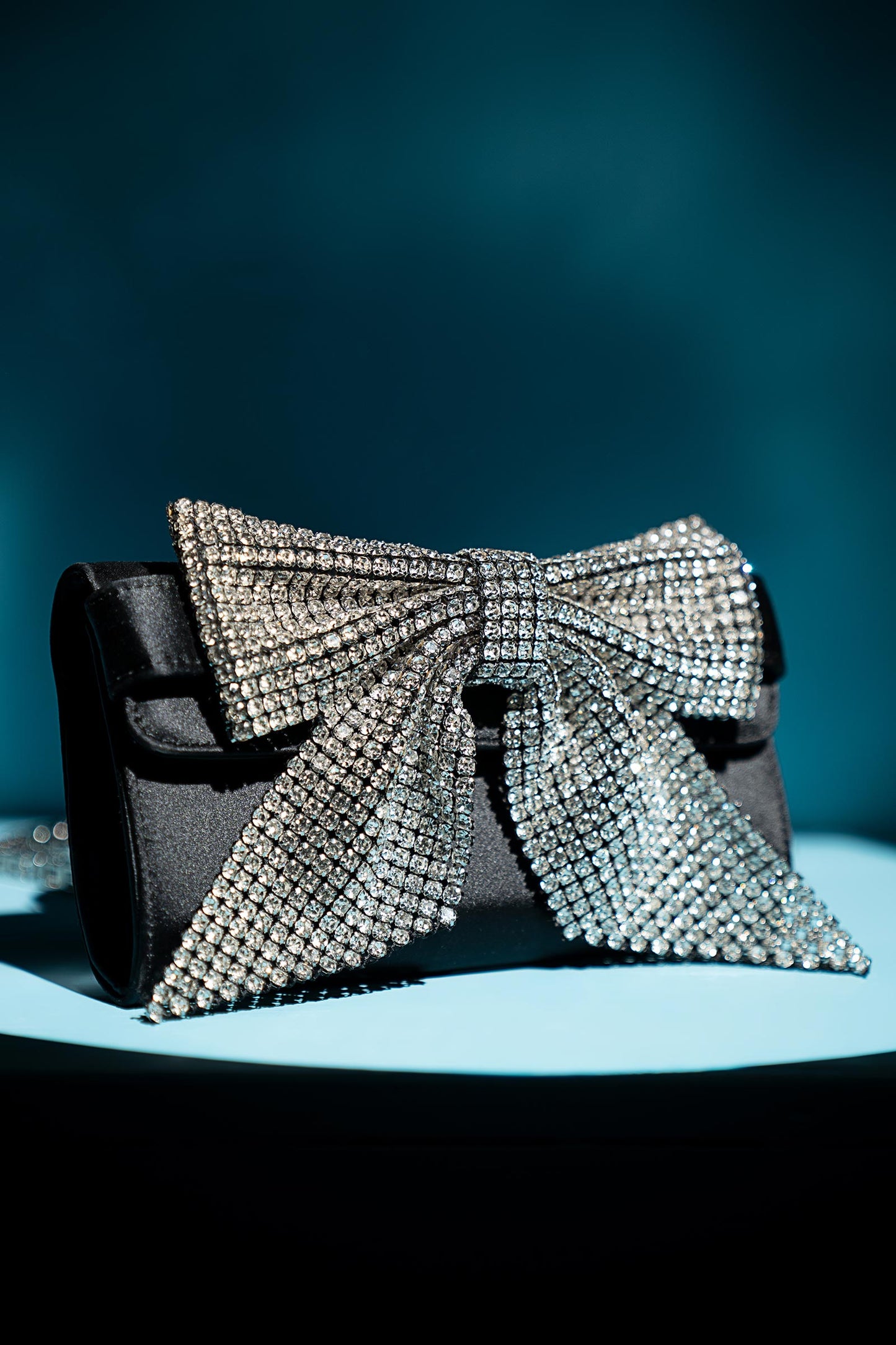 Bow Clutch