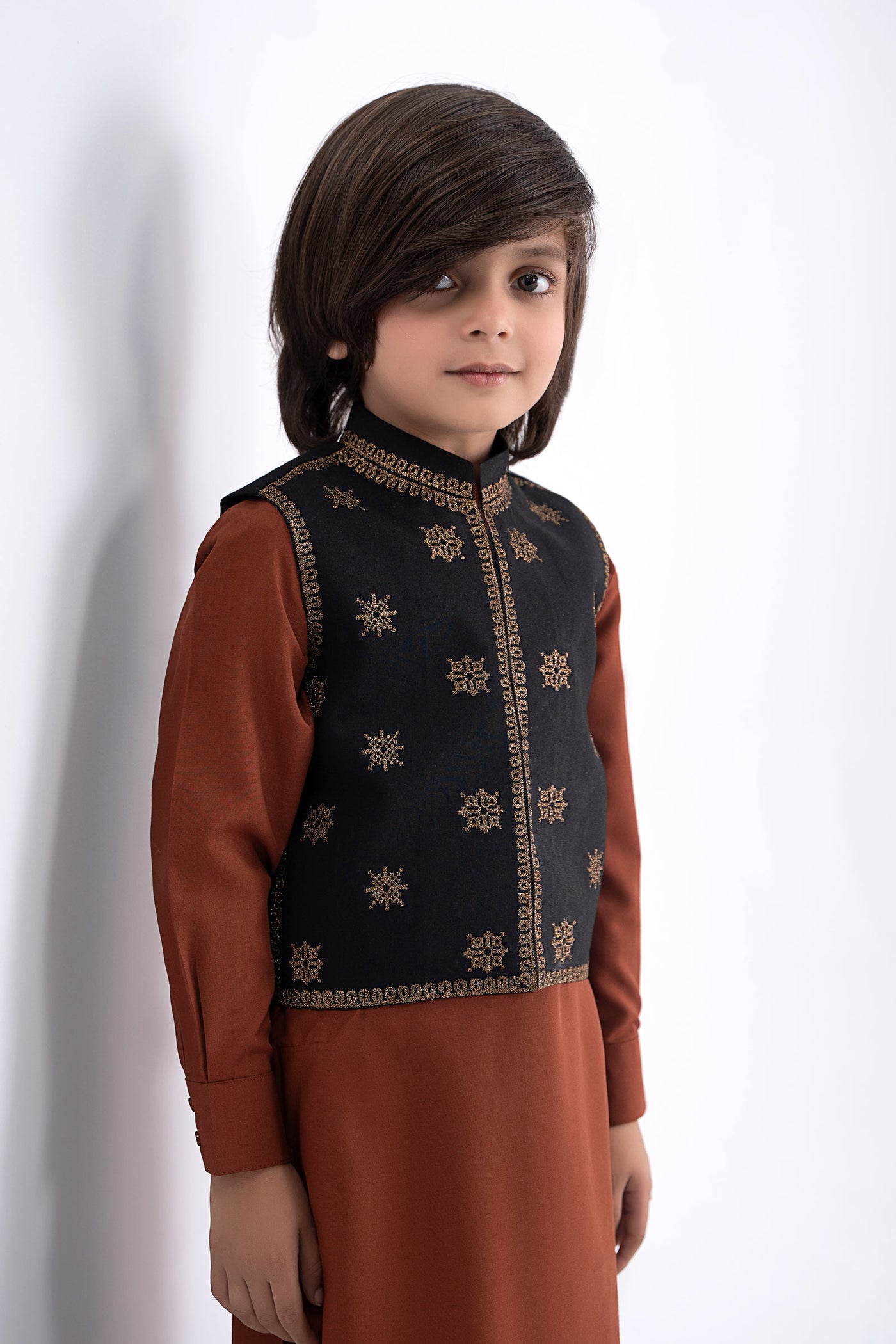 3 Piece Embroidered Blended Suit | MBI-3P25-04
