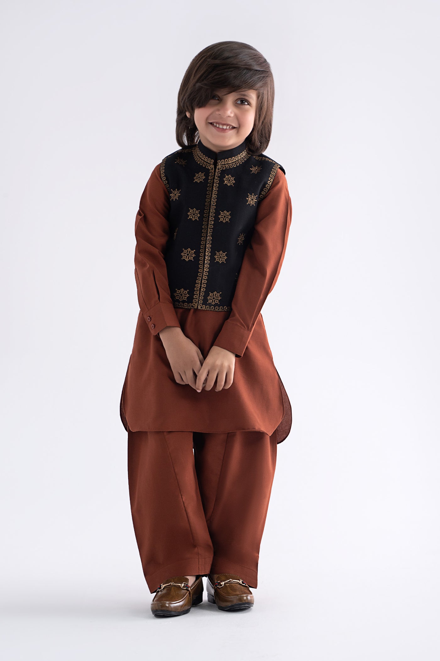 3 Piece Embroidered Blended Suit | MBI-3P25-04