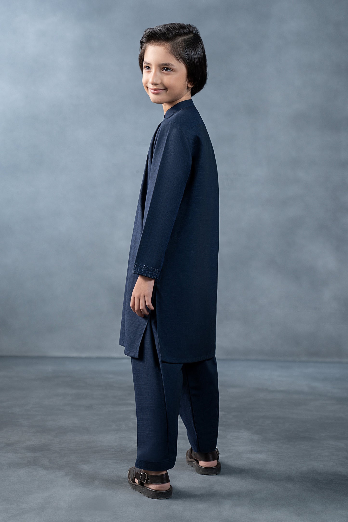 2 Piece Blemded Khaddar Suit