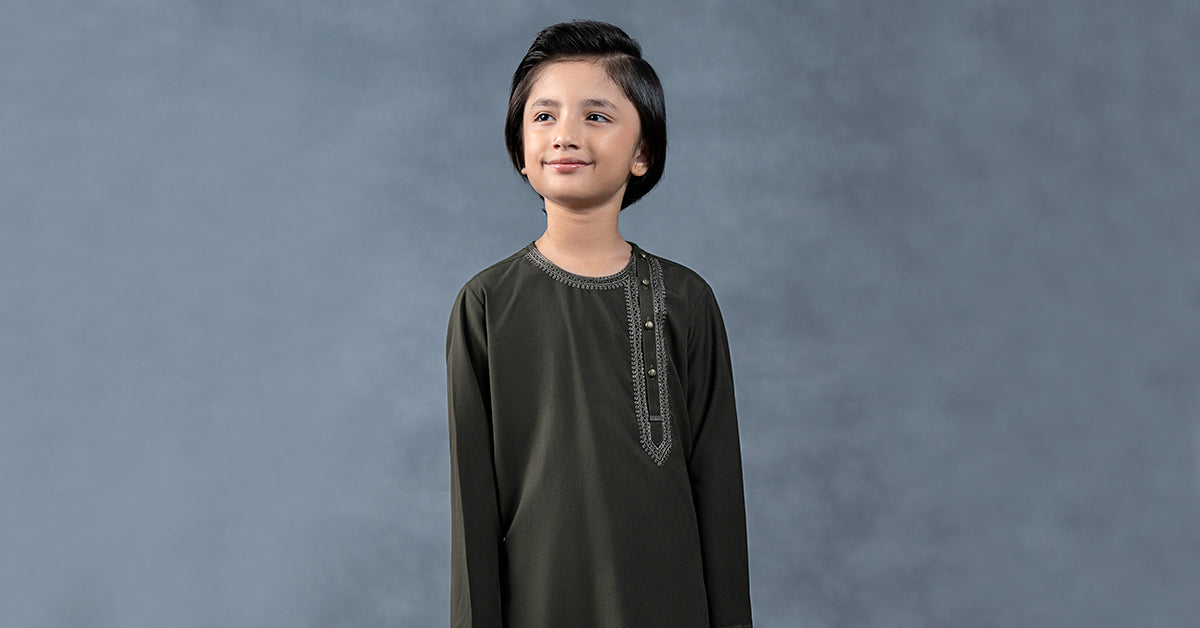 Embroidered Blended Kurta