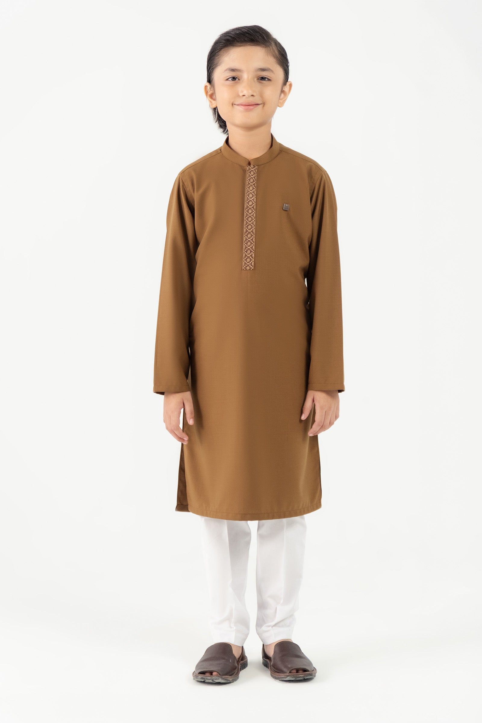 Embroidered Blended Kurta