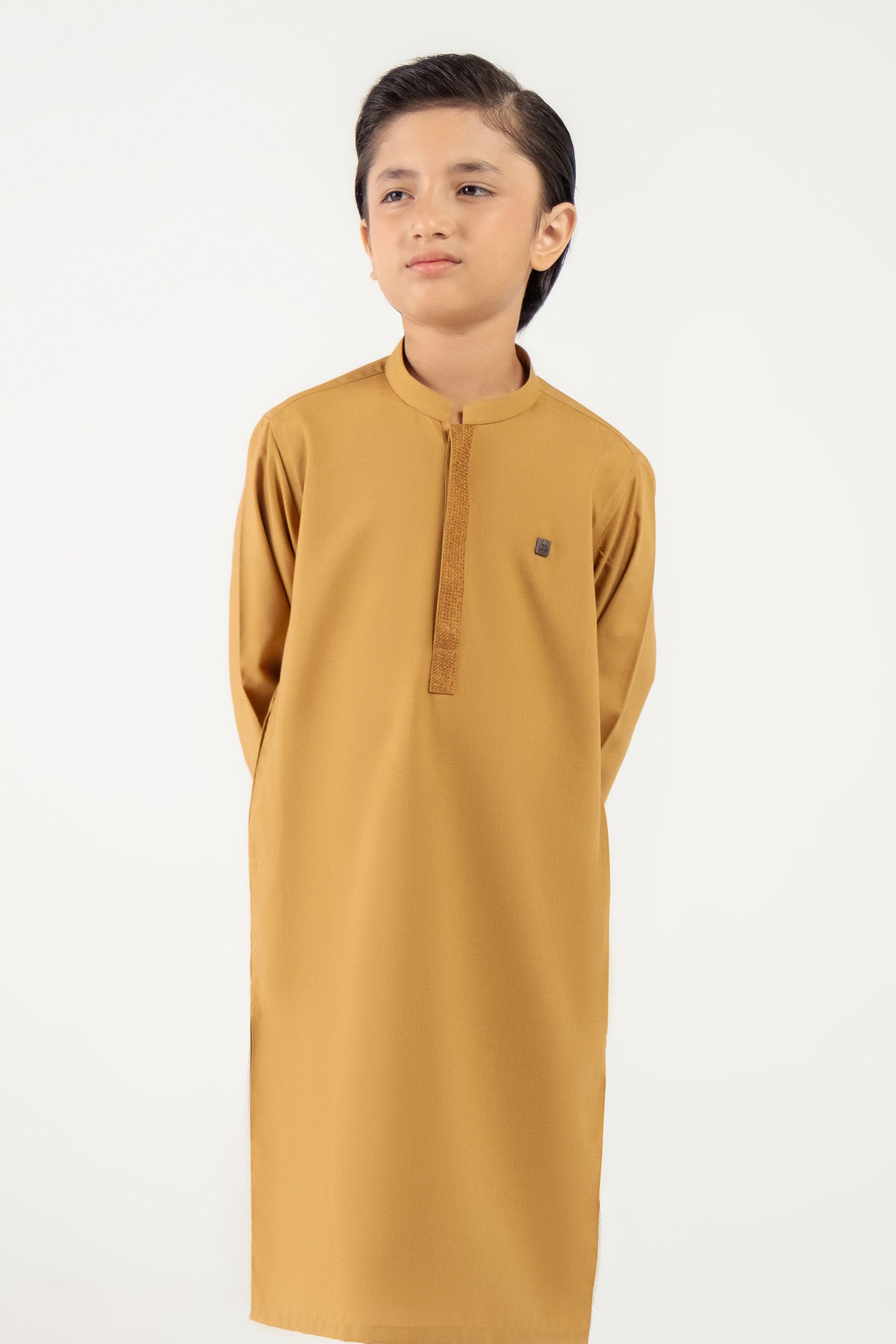 Embroidered Blended Kurta