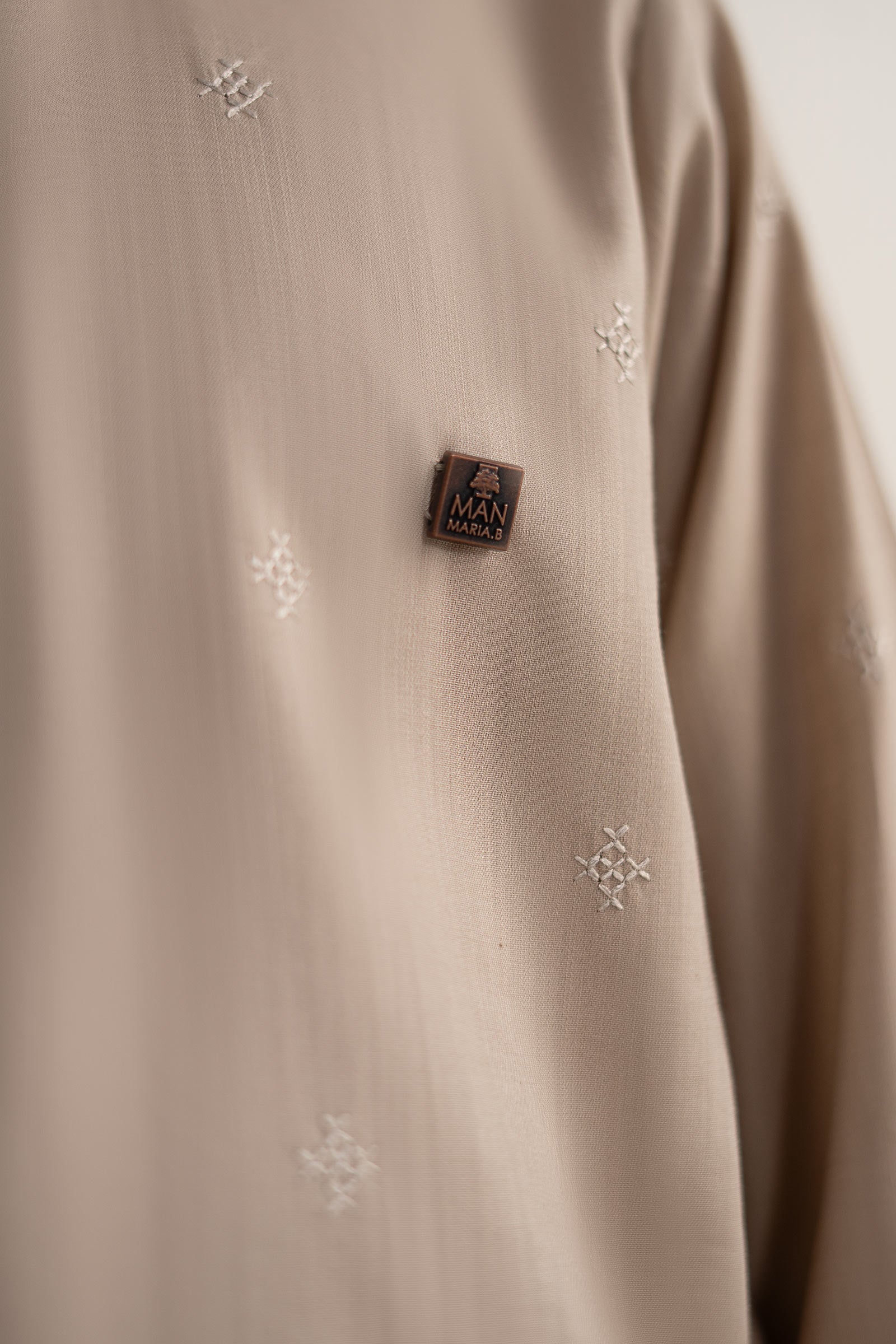Embroidered Abalone Kurta