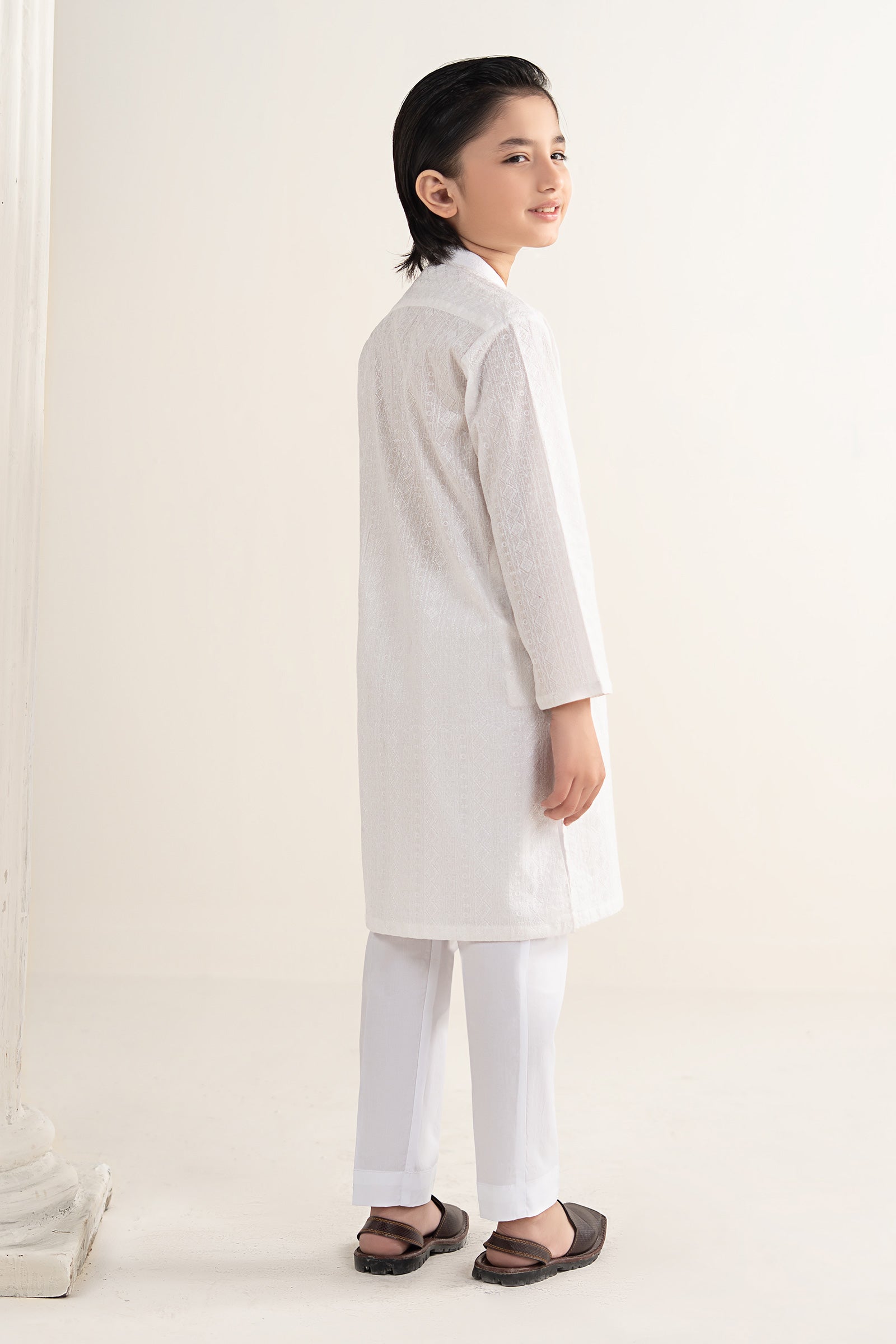 Embroidered Lawn Kurta